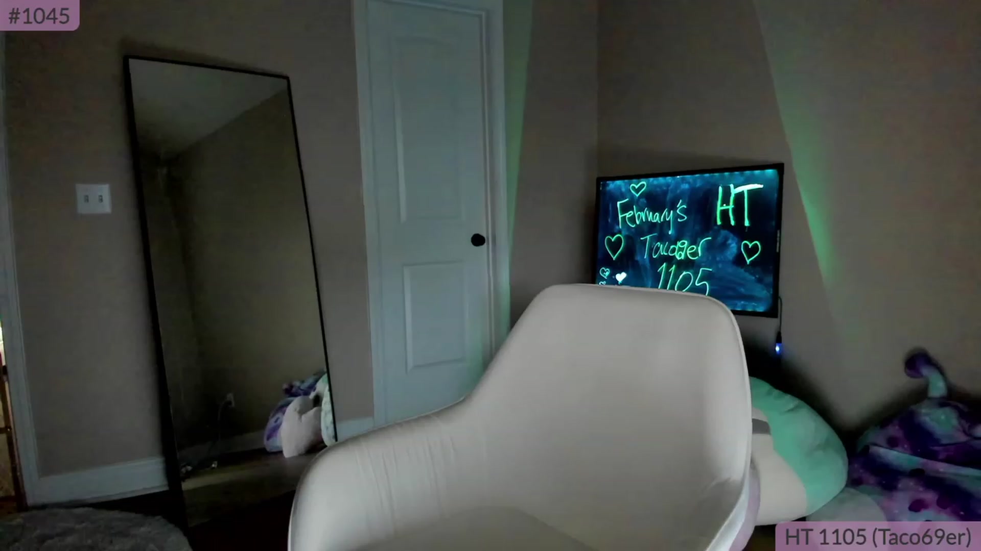 Gallery image thumbnail from BrookeBee's myfreecams stream on, 02/20/2023, 24:17 image 8 of 20