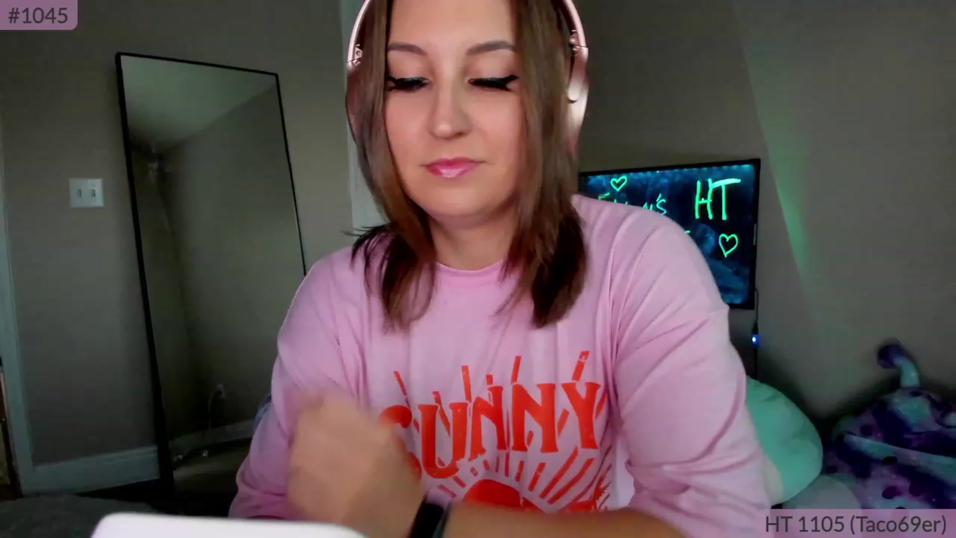 Gallery image thumbnail from BrookeBee's myfreecams stream on, 02/20/2023, 24:17 image 5 of 20