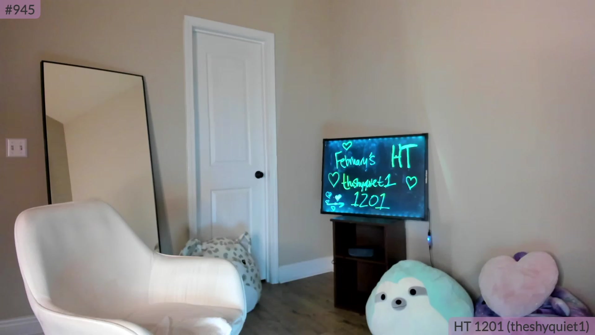 Gallery image thumbnail from BrookeBee's myfreecams stream on, 03/01/2023, 24:16 image 19 of 20