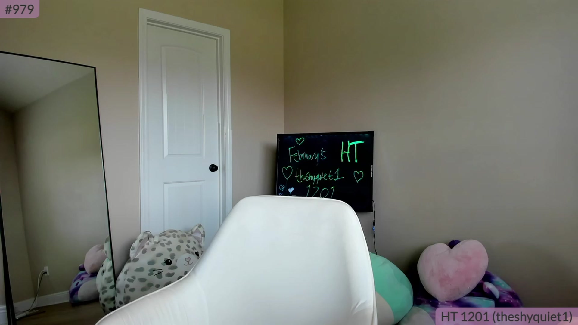 Gallery image thumbnail from BrookeBee's myfreecams stream on, 03/01/2023, 24:16 image 2 of 20
