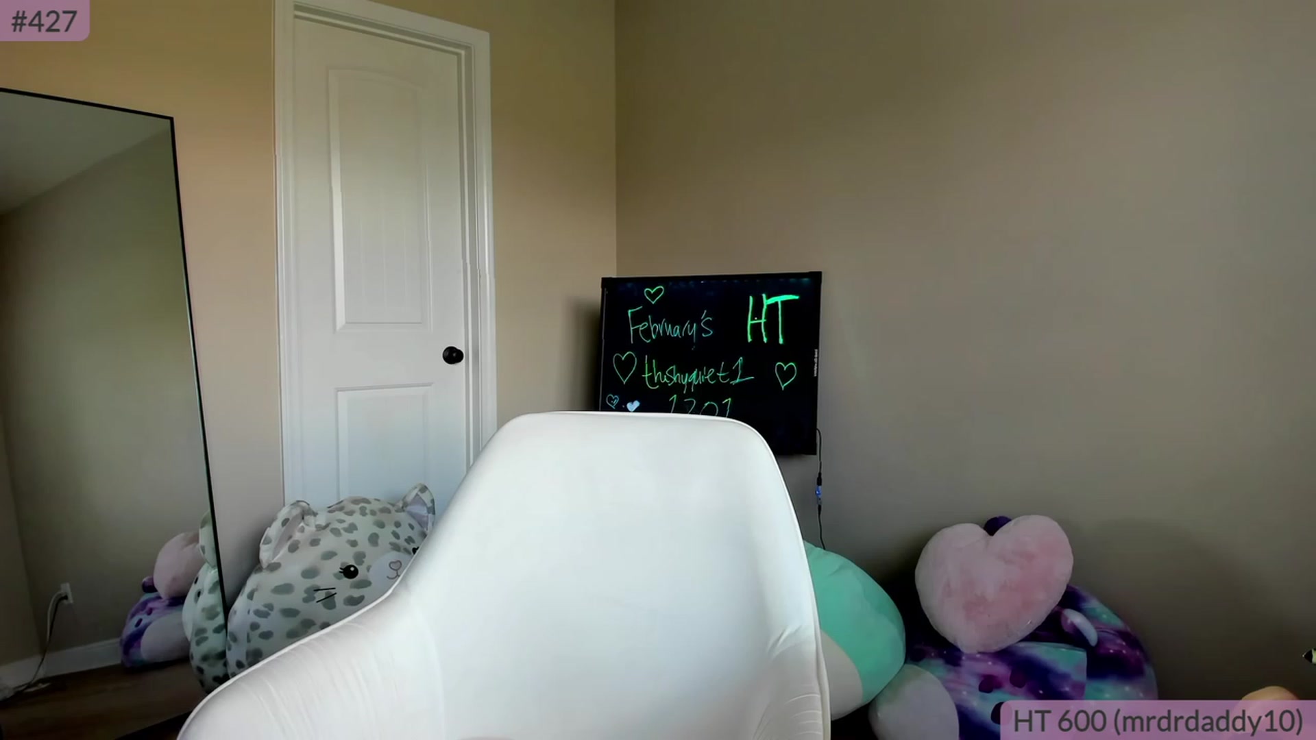 Gallery image thumbnail from BrookeBee's myfreecams stream on, 03/01/2023, 22:33 image 17 of 20