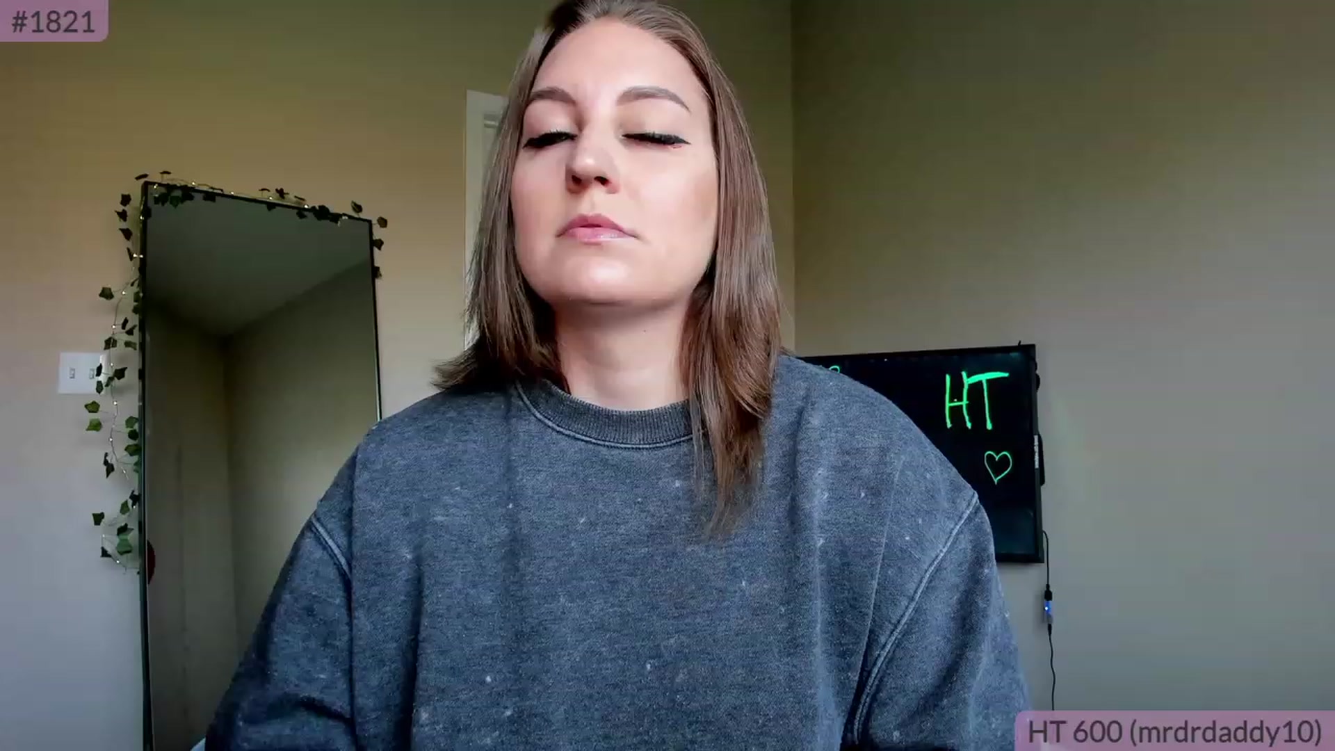 Gallery image thumbnail from BrookeBee's myfreecams stream on, 03/08/2023, 22:36 image 6 of 20