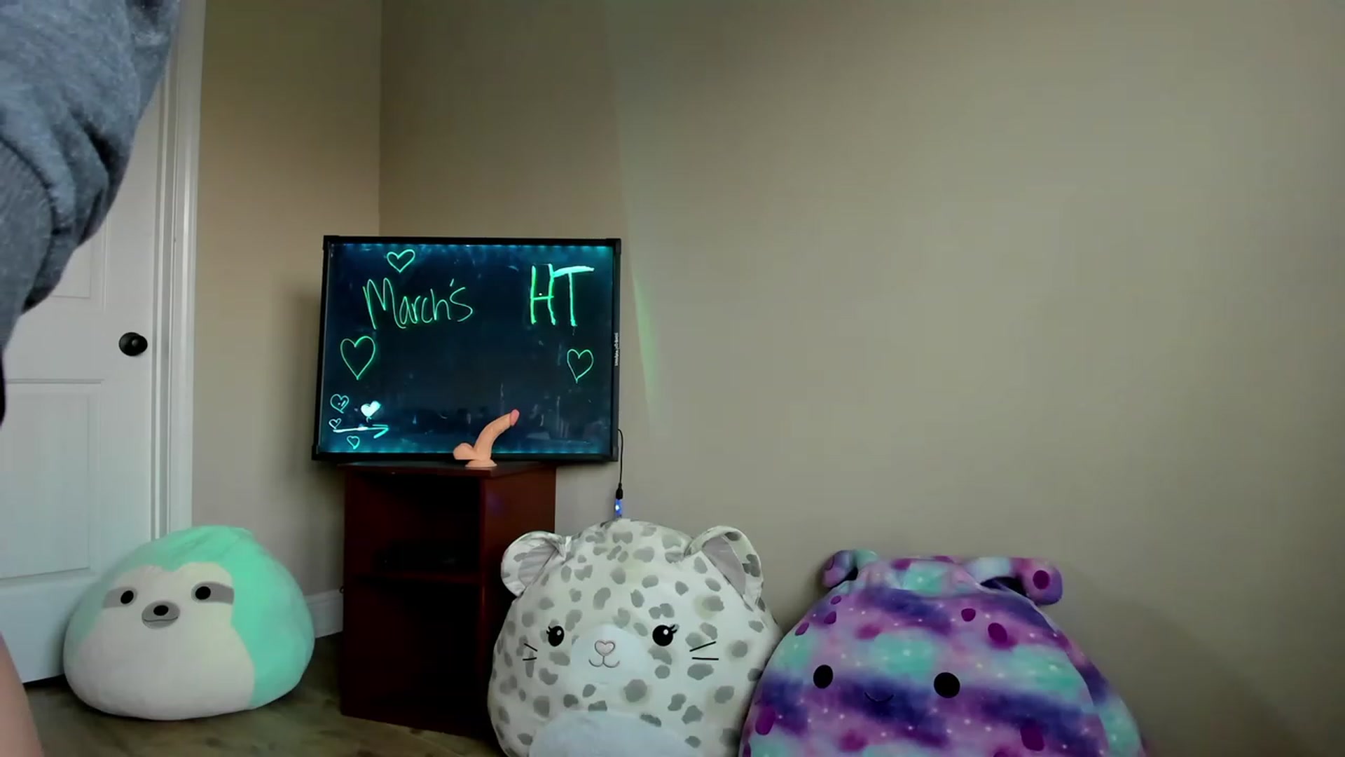 Gallery image thumbnail from BrookeBee's myfreecams stream on, 03/08/2023, 23:34 image 4 of 20