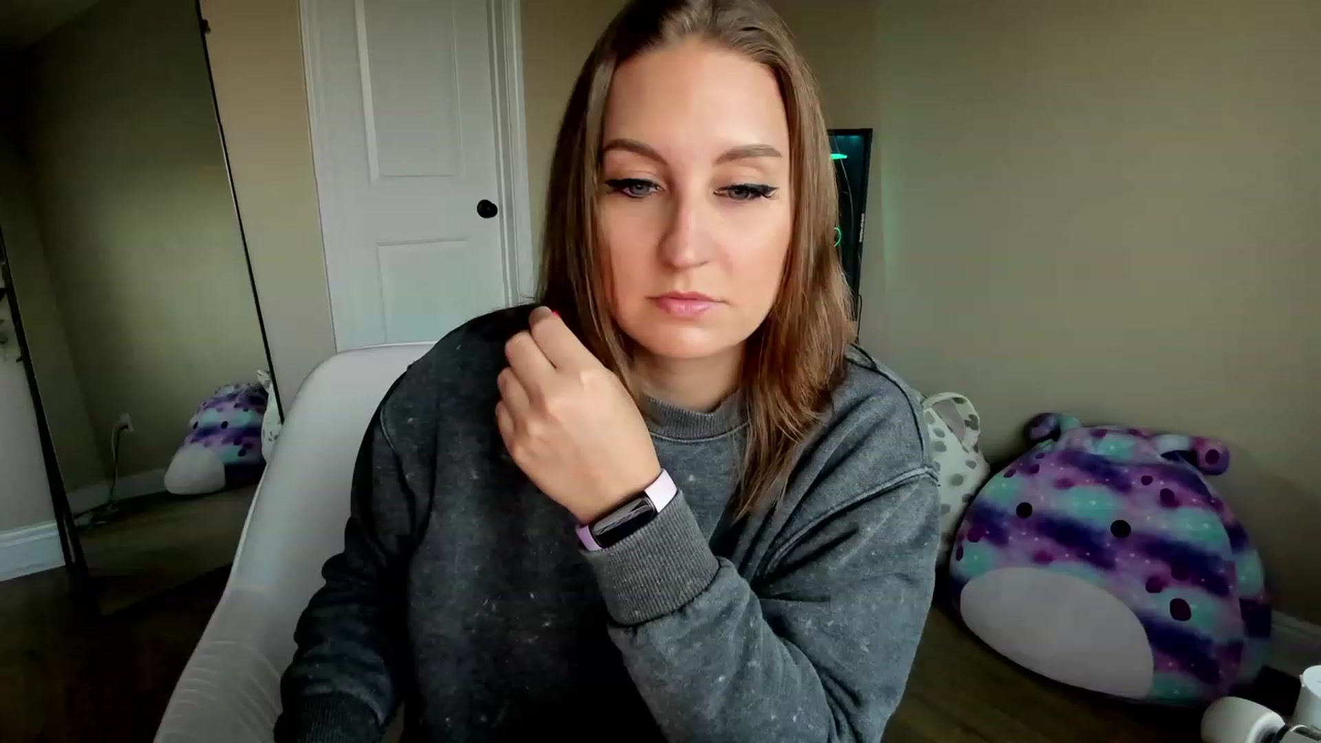 Gallery image thumbnail from BrookeBee's myfreecams stream on, 03/08/2023, 23:34 image 9 of 20