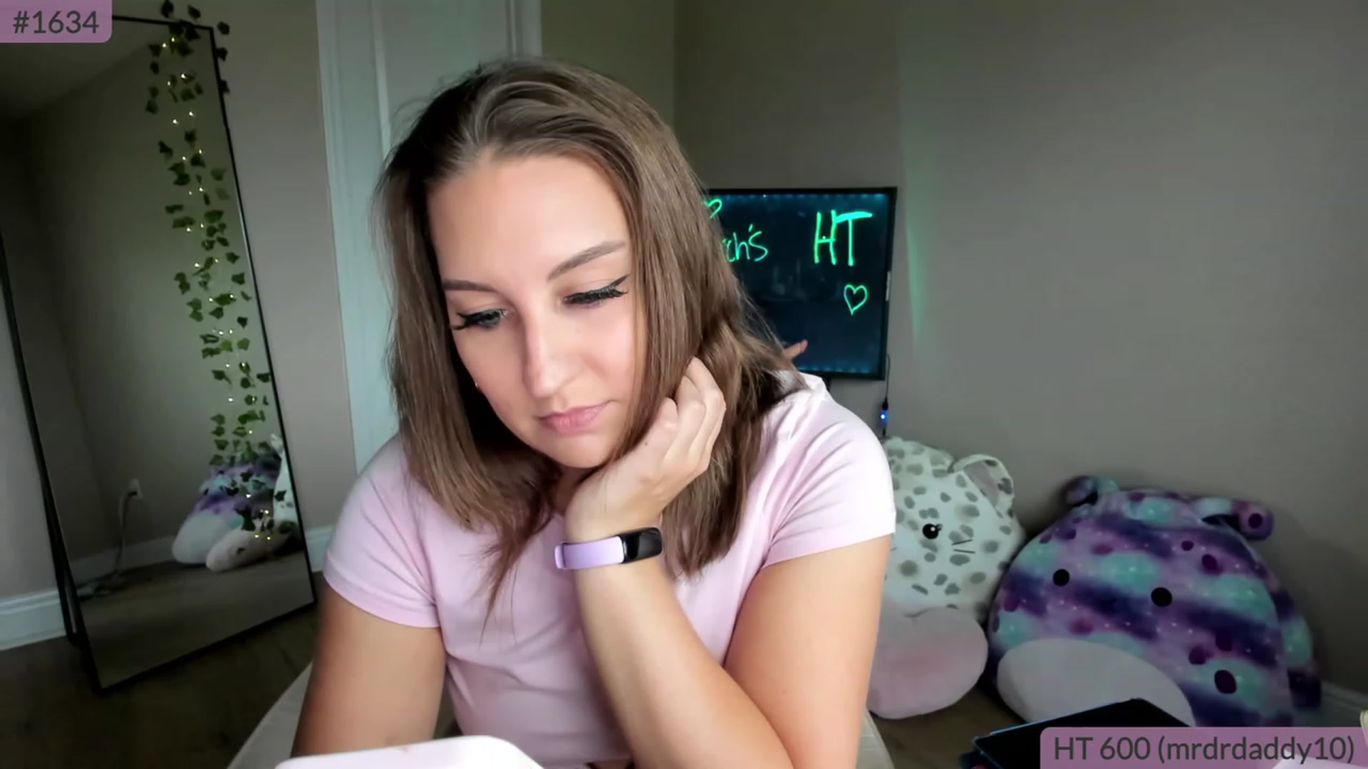 Gallery image thumbnail from BrookeBee's myfreecams stream on, 03/09/2023, 23:10 image 19 of 20