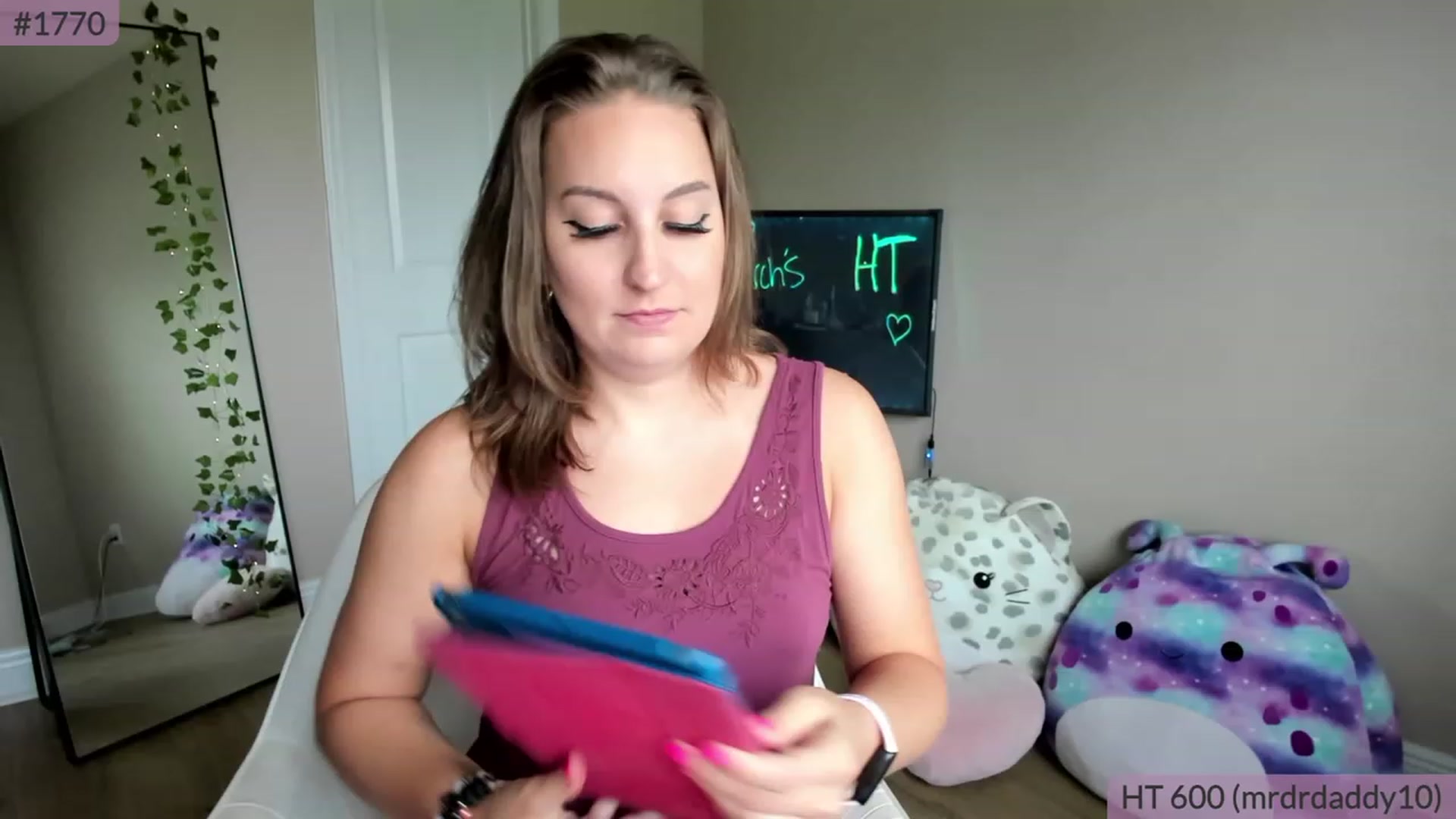 Gallery image thumbnail from BrookeBee's myfreecams stream on, 03/10/2023, 21:12 image 1 of 20