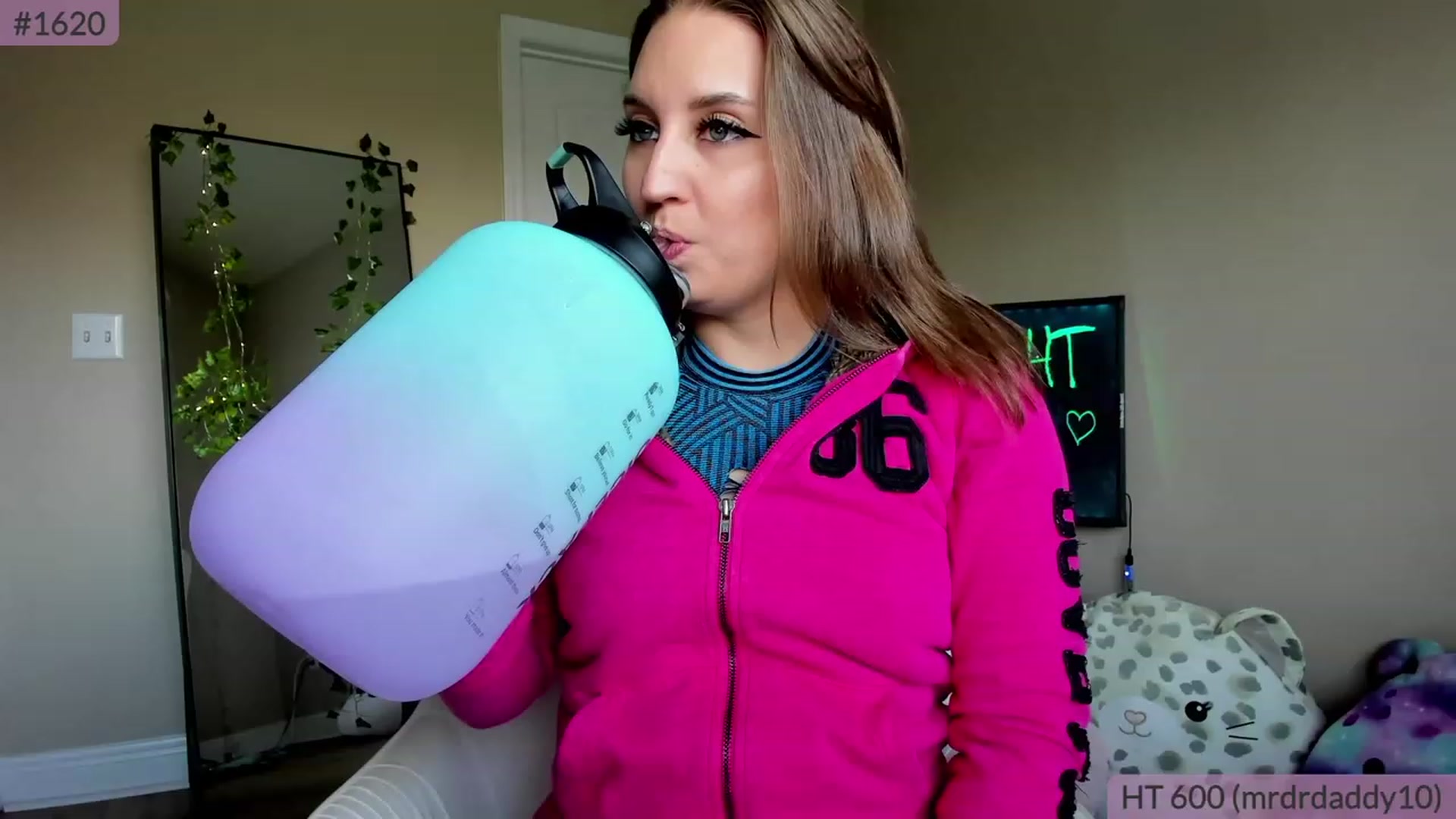 Gallery image thumbnail from BrookeBee's myfreecams stream on, 03/14/2023, 23:43 image 13 of 20
