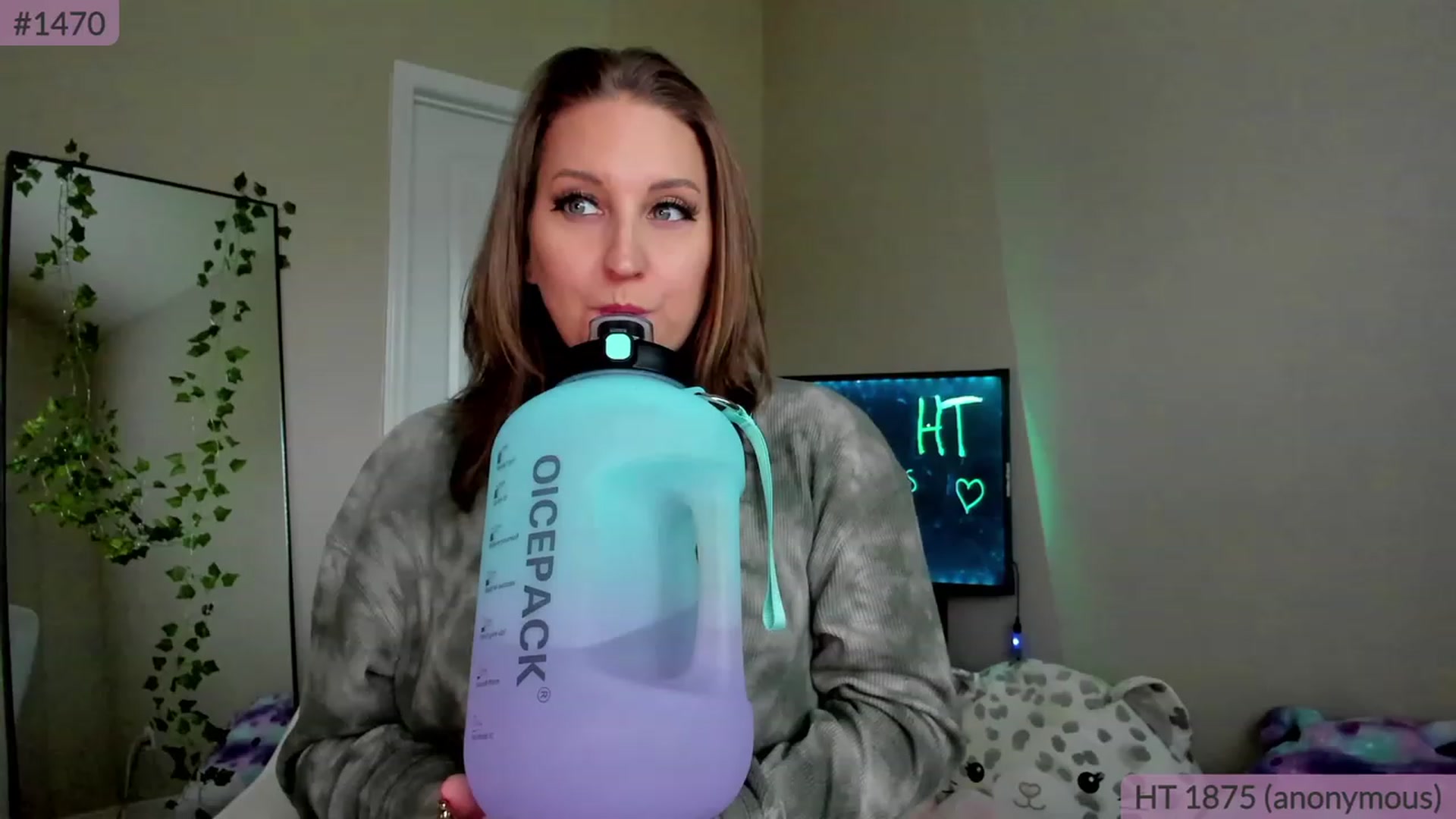 Gallery image thumbnail from BrookeBee's myfreecams stream on, 03/18/2023, 23:53 image 13 of 20