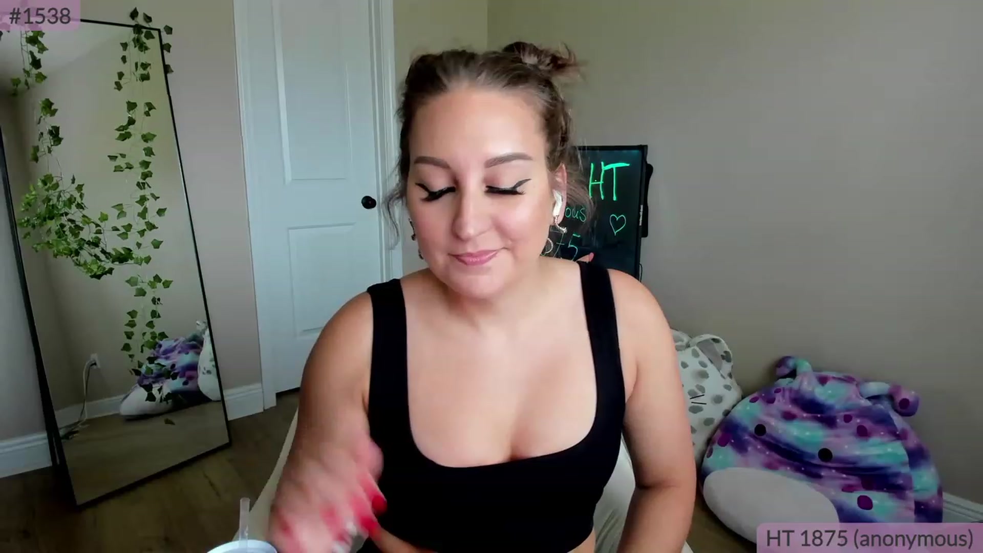 Gallery image thumbnail from BrookeBee's myfreecams stream on, 03/26/2023, 21:07 image 15 of 20