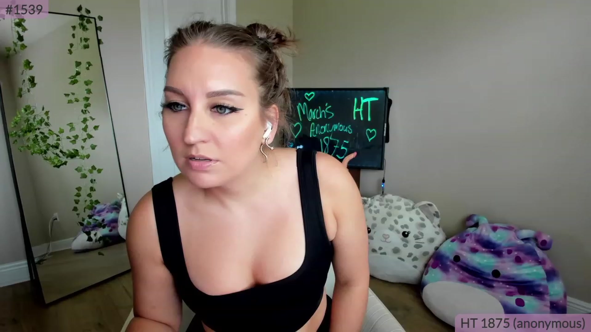 Gallery image thumbnail from BrookeBee's myfreecams stream on, 03/26/2023, 21:07 image 16 of 20
