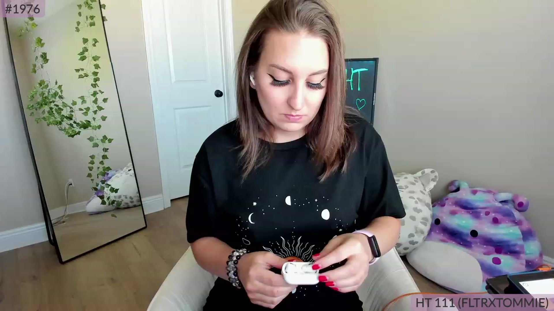 Gallery image thumbnail from BrookeBee's myfreecams stream on, 04/01/2023, 21:41 image 2 of 20