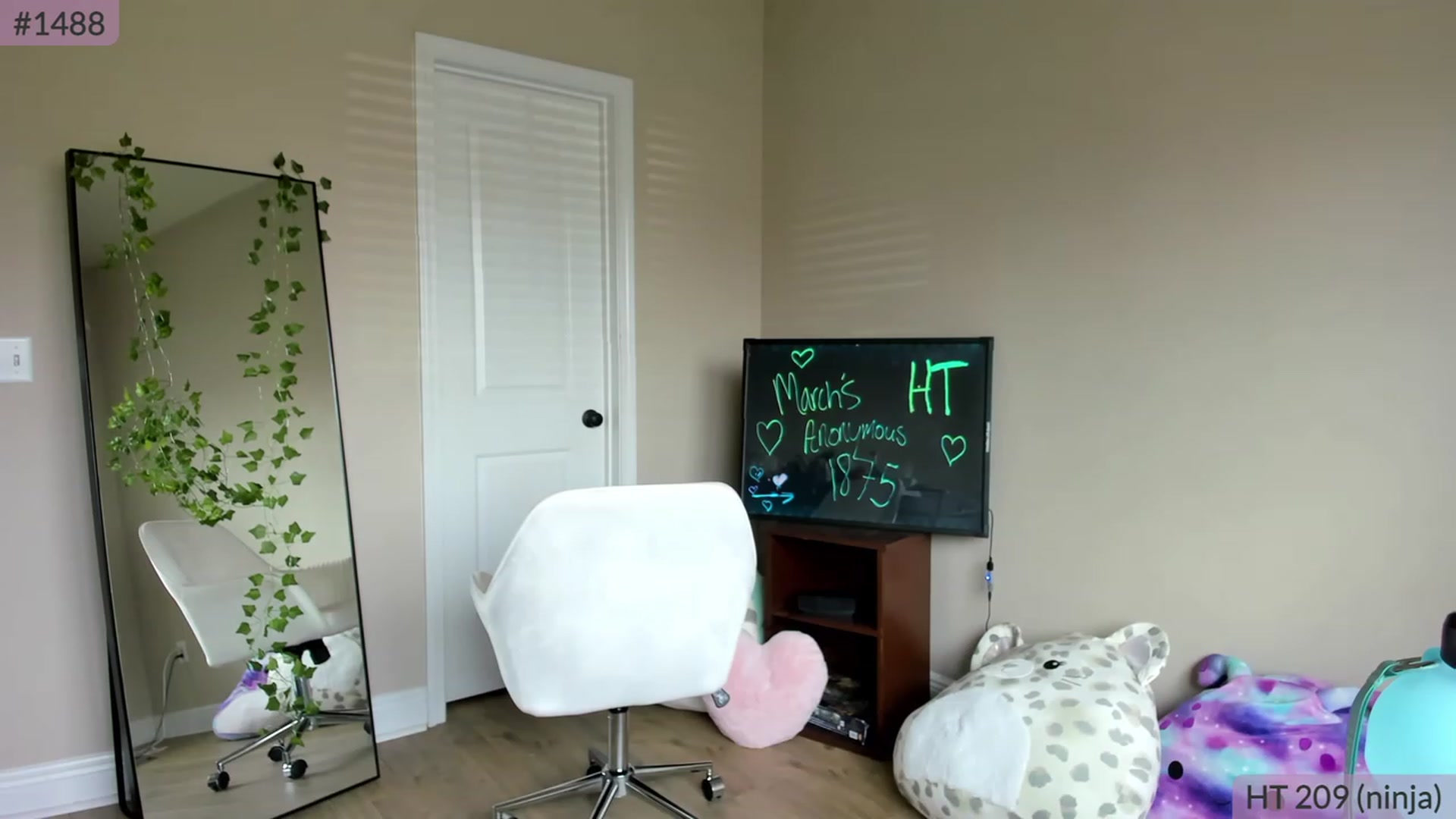 Gallery image thumbnail from BrookeBee's myfreecams stream on, 04/02/2023, 20:10 image 18 of 20