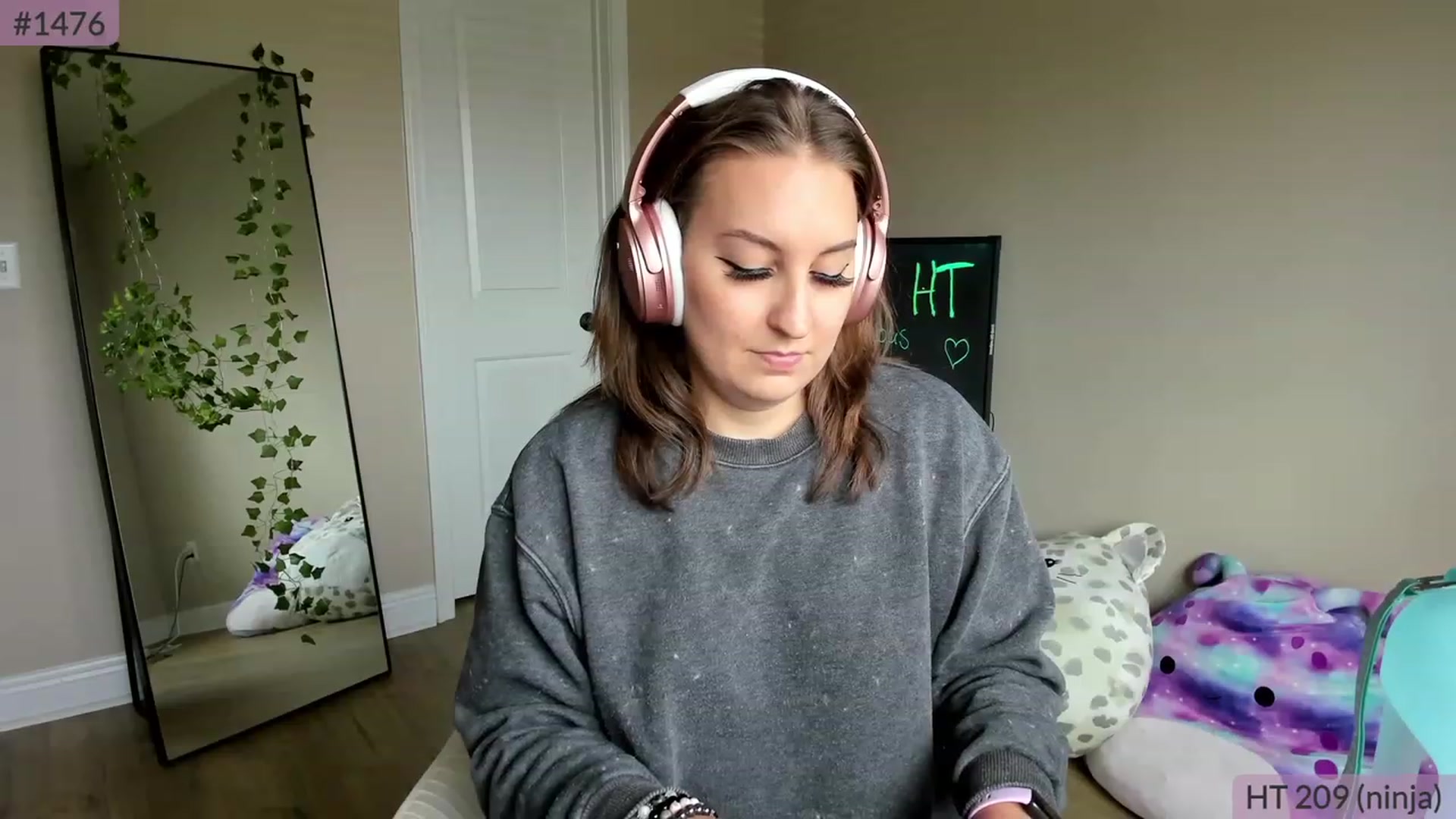 Gallery image thumbnail from BrookeBee's myfreecams stream on, 04/02/2023, 20:10 image 20 of 20