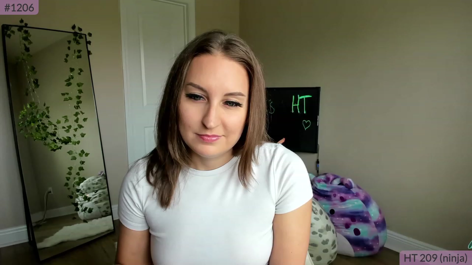 Gallery image thumbnail from BrookeBee's myfreecams stream on, 04/07/2023, 18:20 image 3 of 20