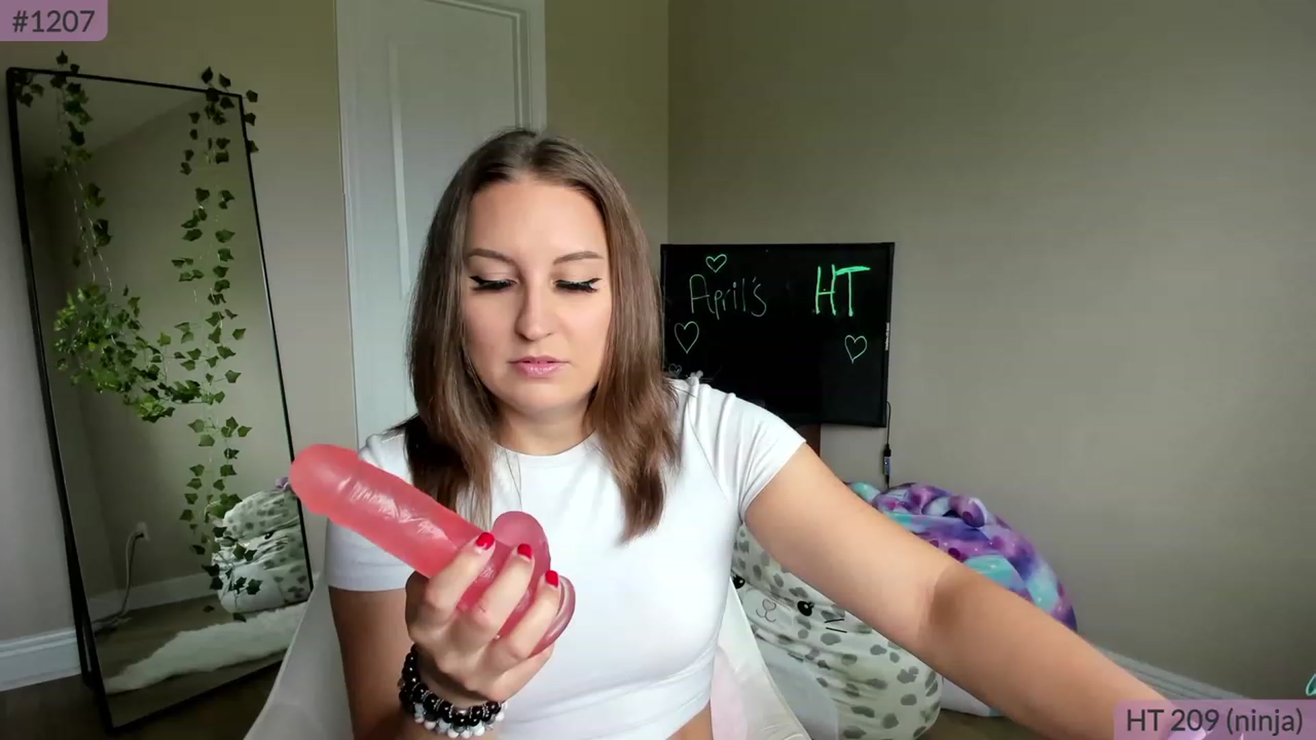 Gallery image thumbnail from BrookeBee's myfreecams stream on, 04/07/2023, 18:20 image 14 of 20