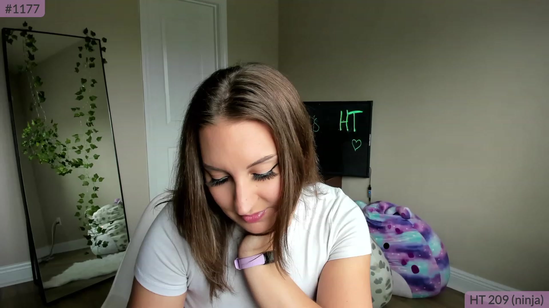 Gallery image thumbnail from BrookeBee's myfreecams stream on, 04/07/2023, 18:20 image 20 of 20