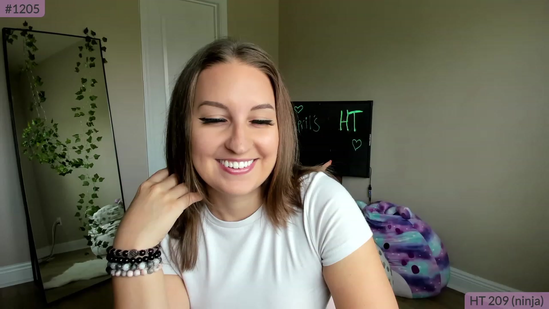 Gallery image thumbnail from BrookeBee's myfreecams stream on, 04/07/2023, 18:20 image 2 of 20