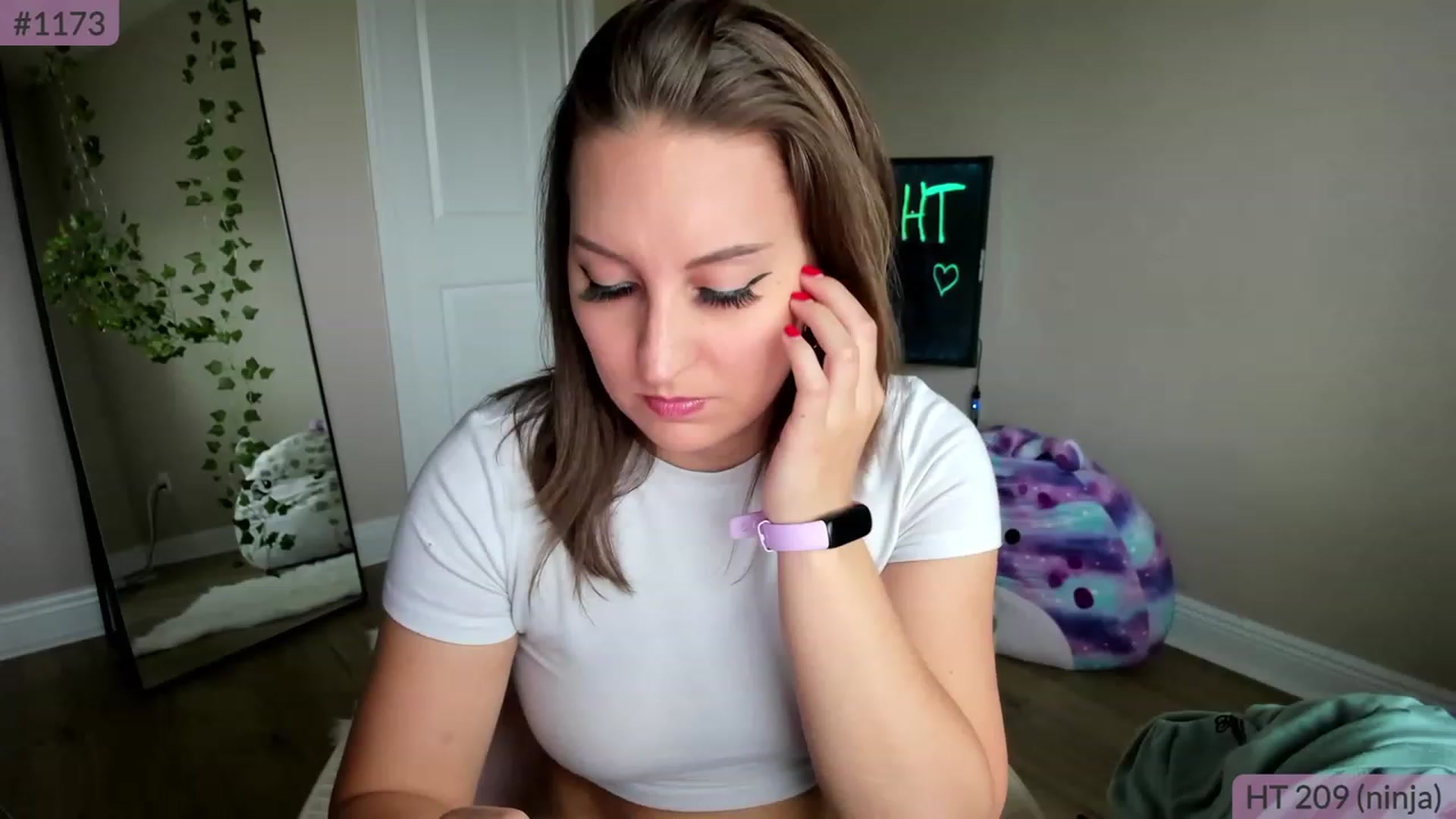 Gallery image thumbnail from BrookeBee's myfreecams stream on, 04/07/2023, 22:50 image 5 of 20