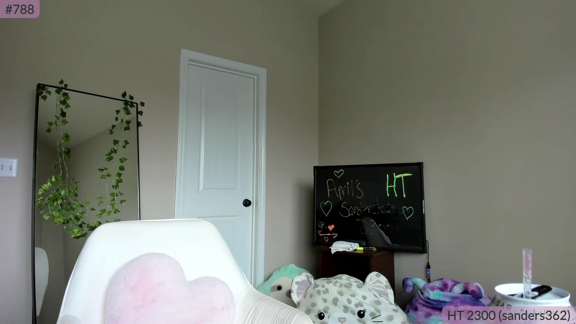 Gallery image thumbnail from BrookeBee's myfreecams stream on, 04/08/2023, 21:40 image 10 of 20