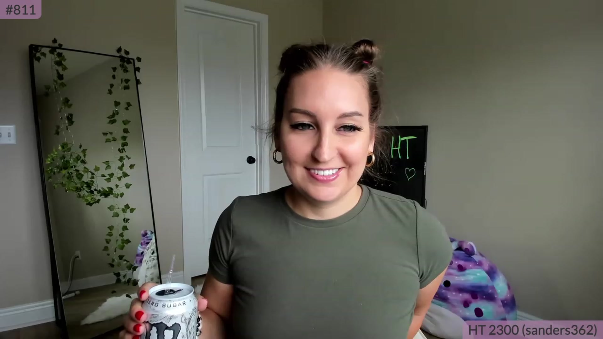 Gallery image thumbnail from BrookeBee's myfreecams stream on, 04/09/2023, 21:22 image 5 of 20