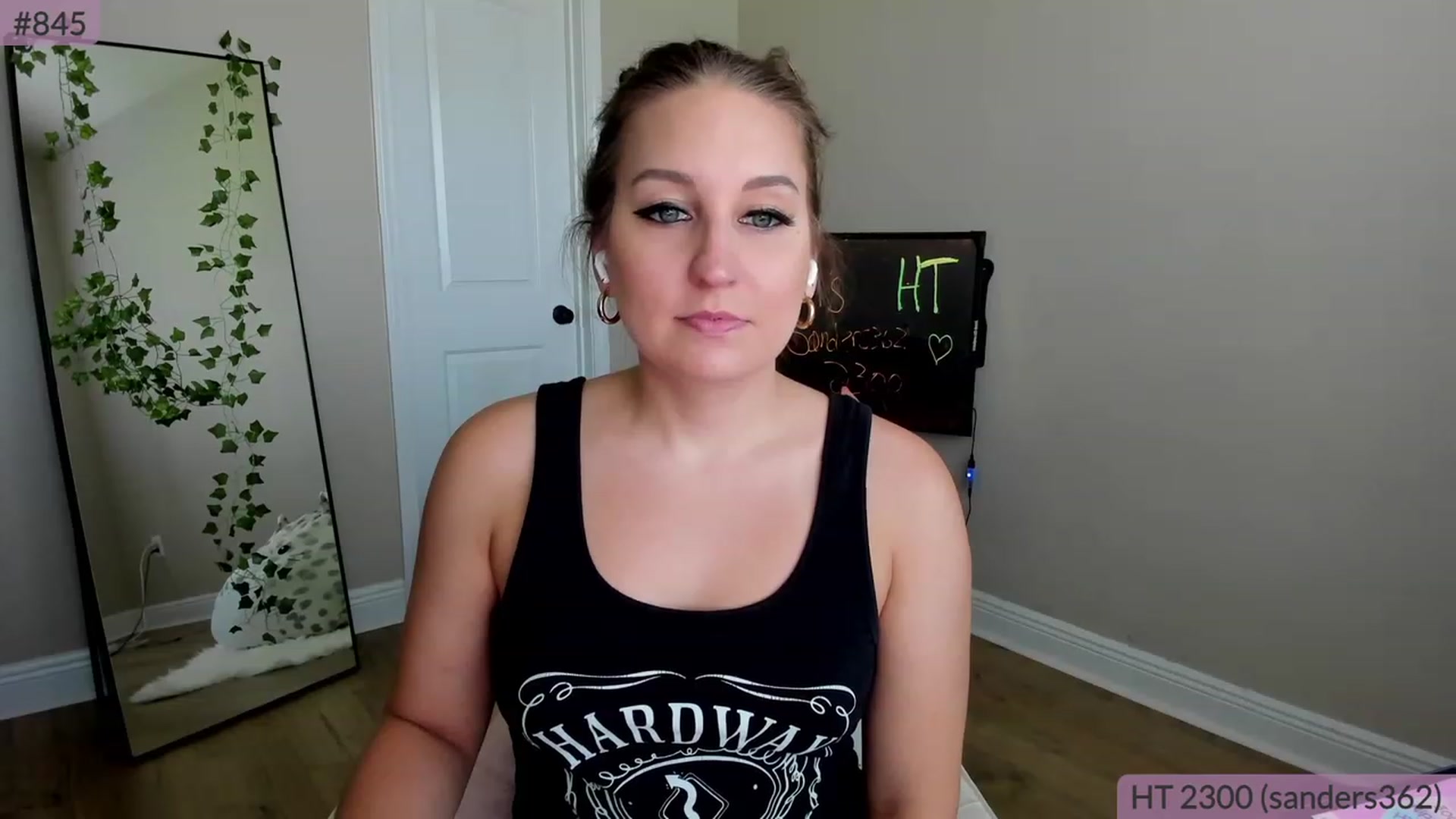 Gallery image thumbnail from BrookeBee's myfreecams stream on, 04/15/2023, 18:45 image 18 of 20