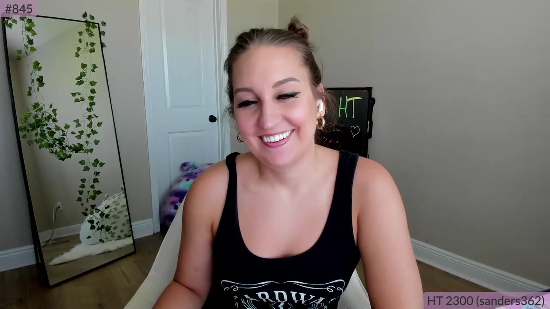 Gallery image thumbnail from BrookeBee's myfreecams stream on, 04/15/2023, 18:45 image 20 of 20