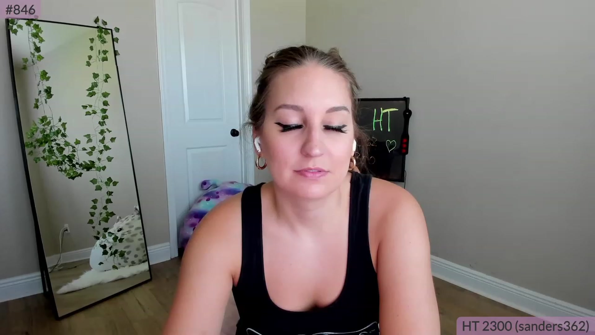 Gallery image thumbnail from BrookeBee's myfreecams stream on, 04/15/2023, 18:45 image 8 of 20