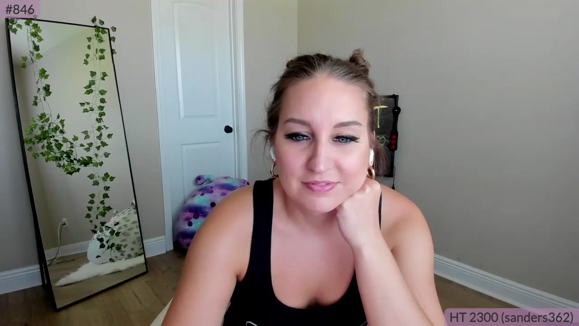 Gallery image thumbnail from BrookeBee's myfreecams stream on, 04/15/2023, 18:45 image 13 of 20