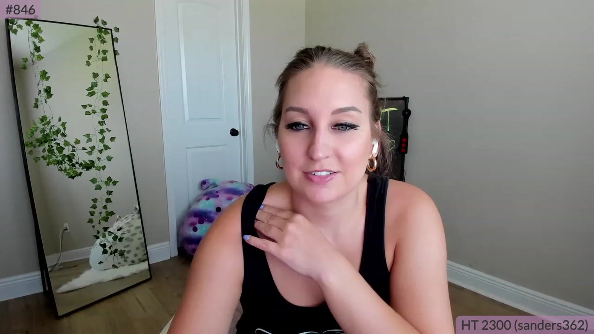 Gallery image thumbnail from BrookeBee's myfreecams stream on, 04/15/2023, 18:45 image 5 of 20