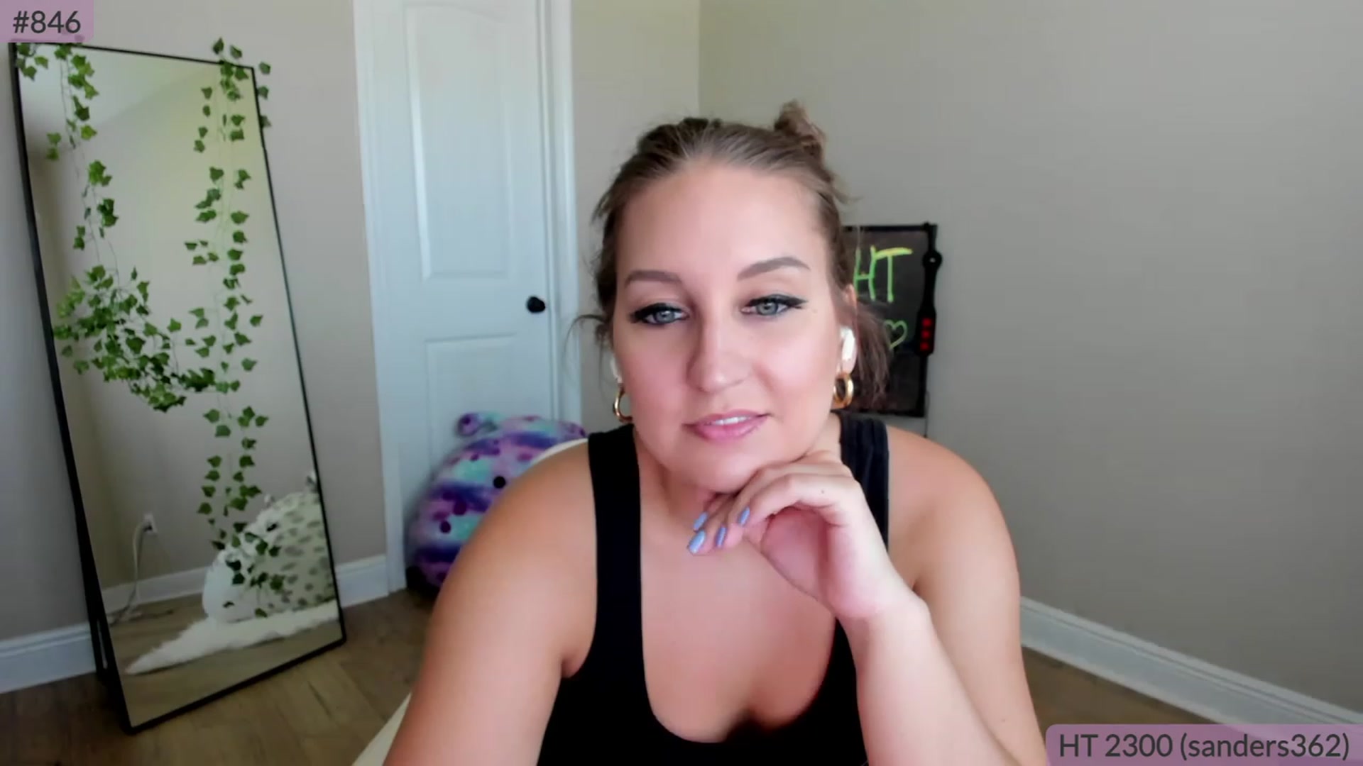Gallery image thumbnail from BrookeBee's myfreecams stream on, 04/15/2023, 18:45 image 12 of 20