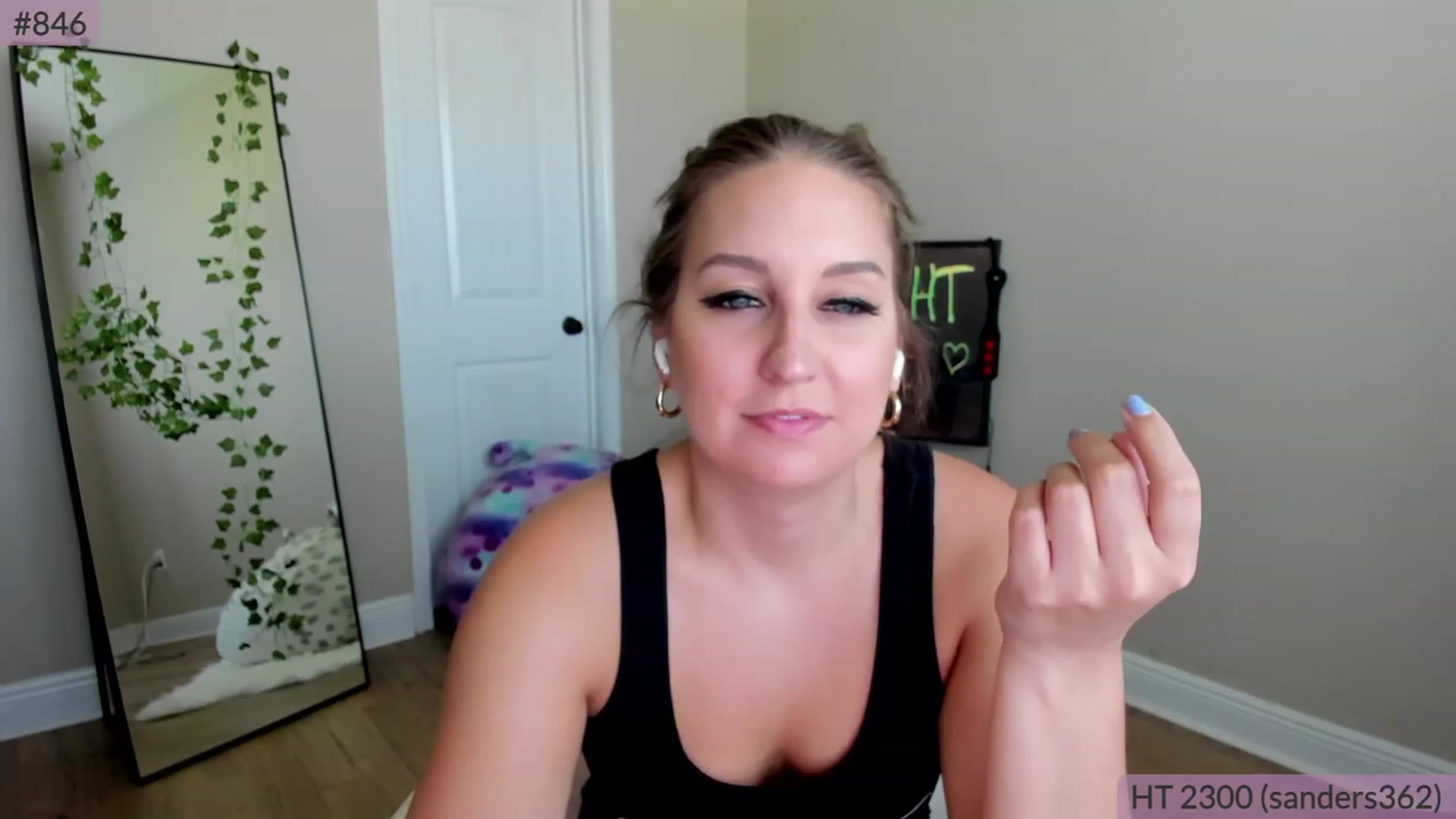 Gallery image thumbnail from BrookeBee's myfreecams stream on, 04/15/2023, 18:45 image 11 of 20