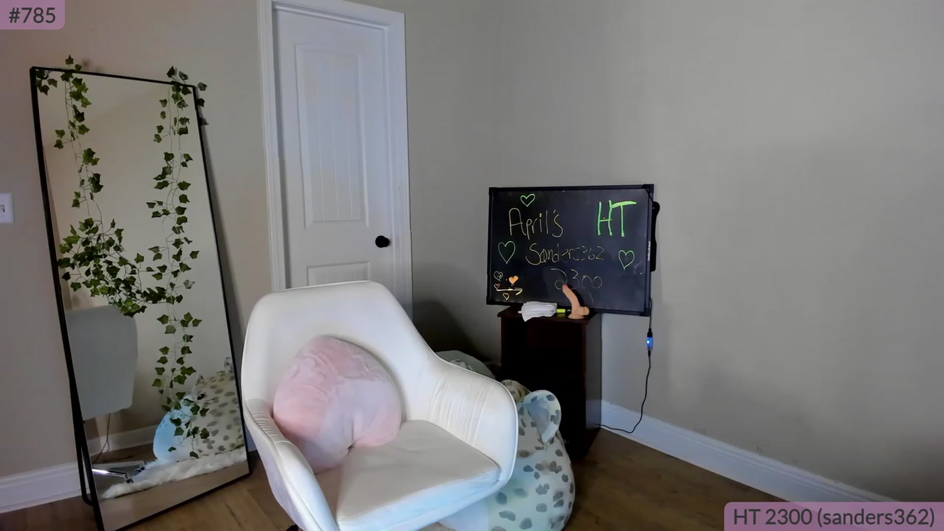 Gallery image thumbnail from BrookeBee's myfreecams stream on, 04/15/2023, 21:46 image 18 of 20