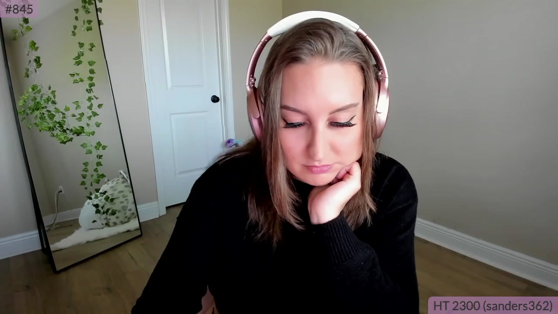 Gallery image thumbnail from BrookeBee's myfreecams stream on, 04/16/2023, 22:25 image 9 of 20