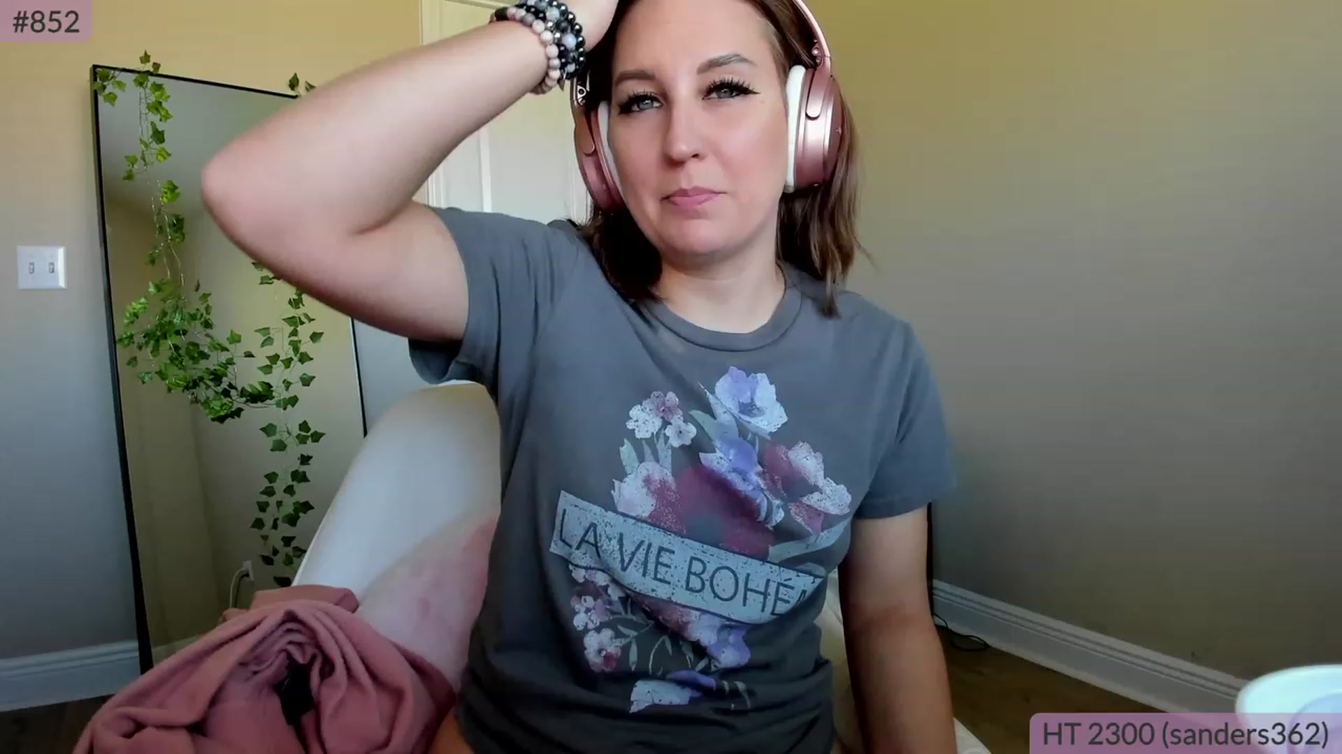 Gallery image thumbnail from BrookeBee's myfreecams stream on, 04/17/2023, 20:35 image 17 of 20