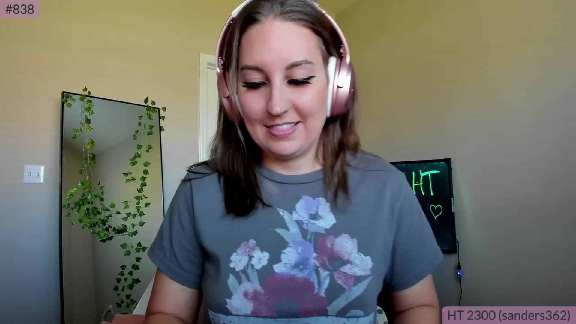 Gallery image thumbnail from BrookeBee's myfreecams stream on, 04/17/2023, 22:02 image 8 of 20