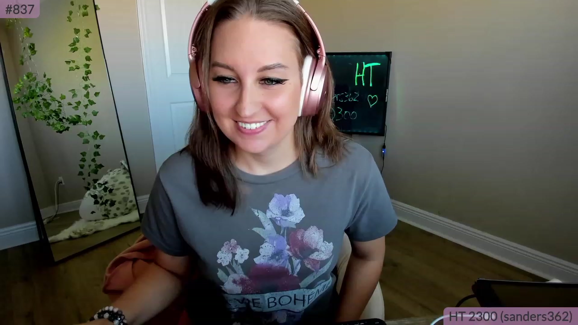 Gallery image thumbnail from BrookeBee's myfreecams stream on, 04/17/2023, 22:02 image 10 of 20