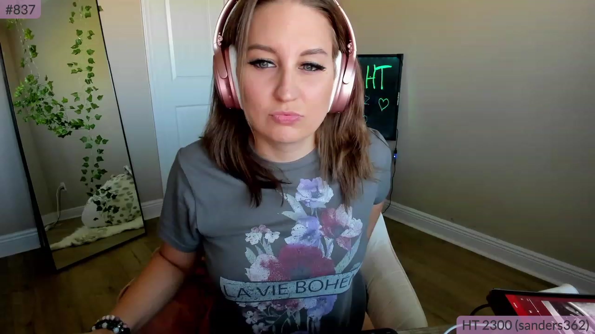 Gallery image thumbnail from BrookeBee's myfreecams stream on, 04/17/2023, 22:02 image 11 of 20