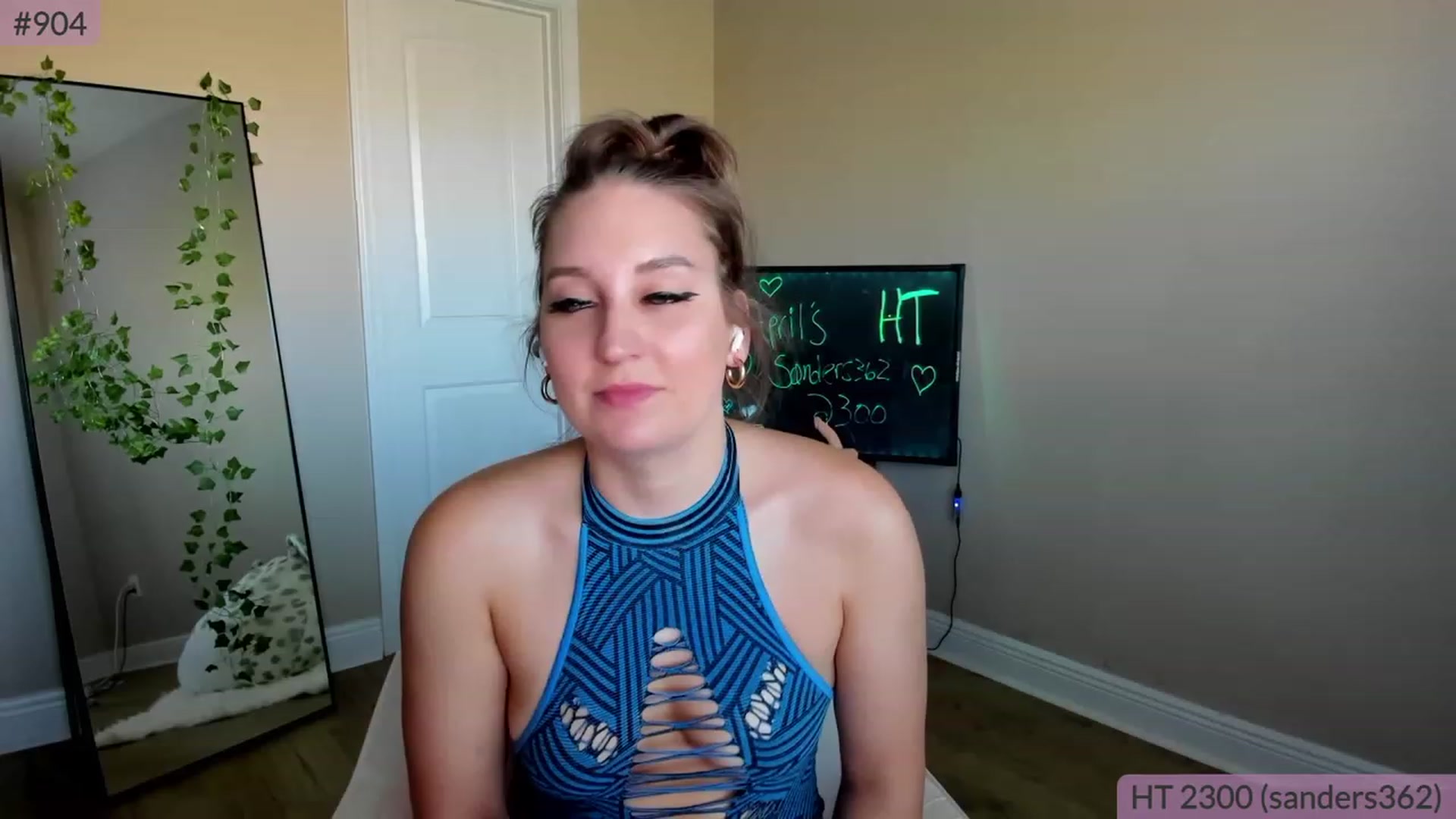 Gallery image thumbnail from BrookeBee's myfreecams stream on, 04/20/2023, 22:59 image 19 of 20