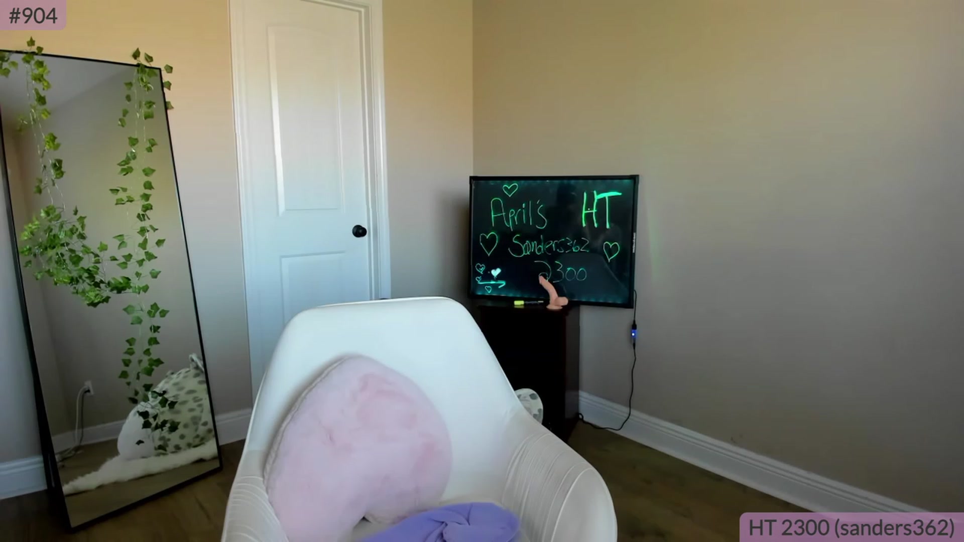 Gallery image thumbnail from BrookeBee's myfreecams stream on, 04/20/2023, 22:59 image 18 of 20