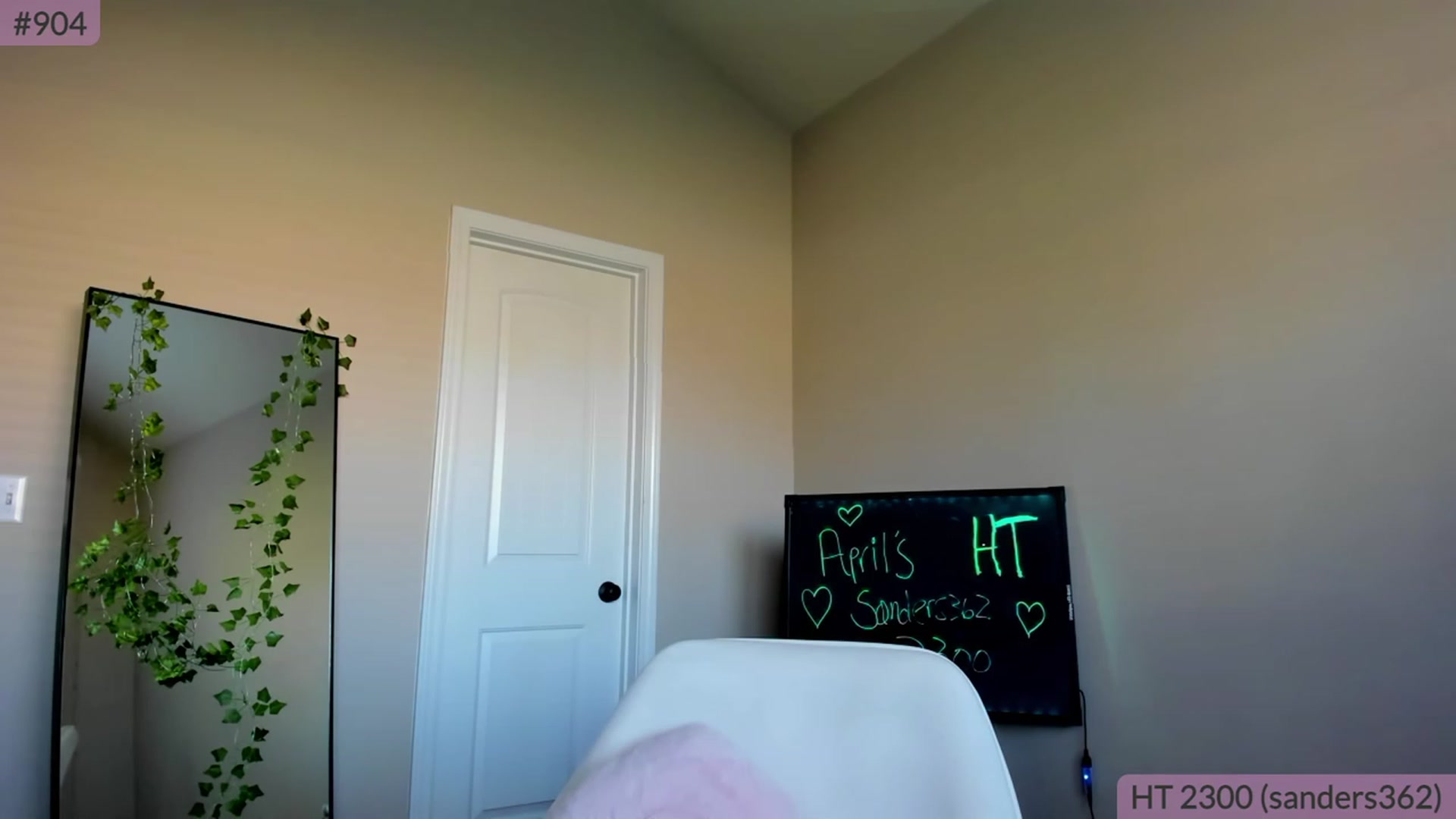 Gallery image thumbnail from BrookeBee's myfreecams stream on, 04/20/2023, 22:59 image 17 of 20