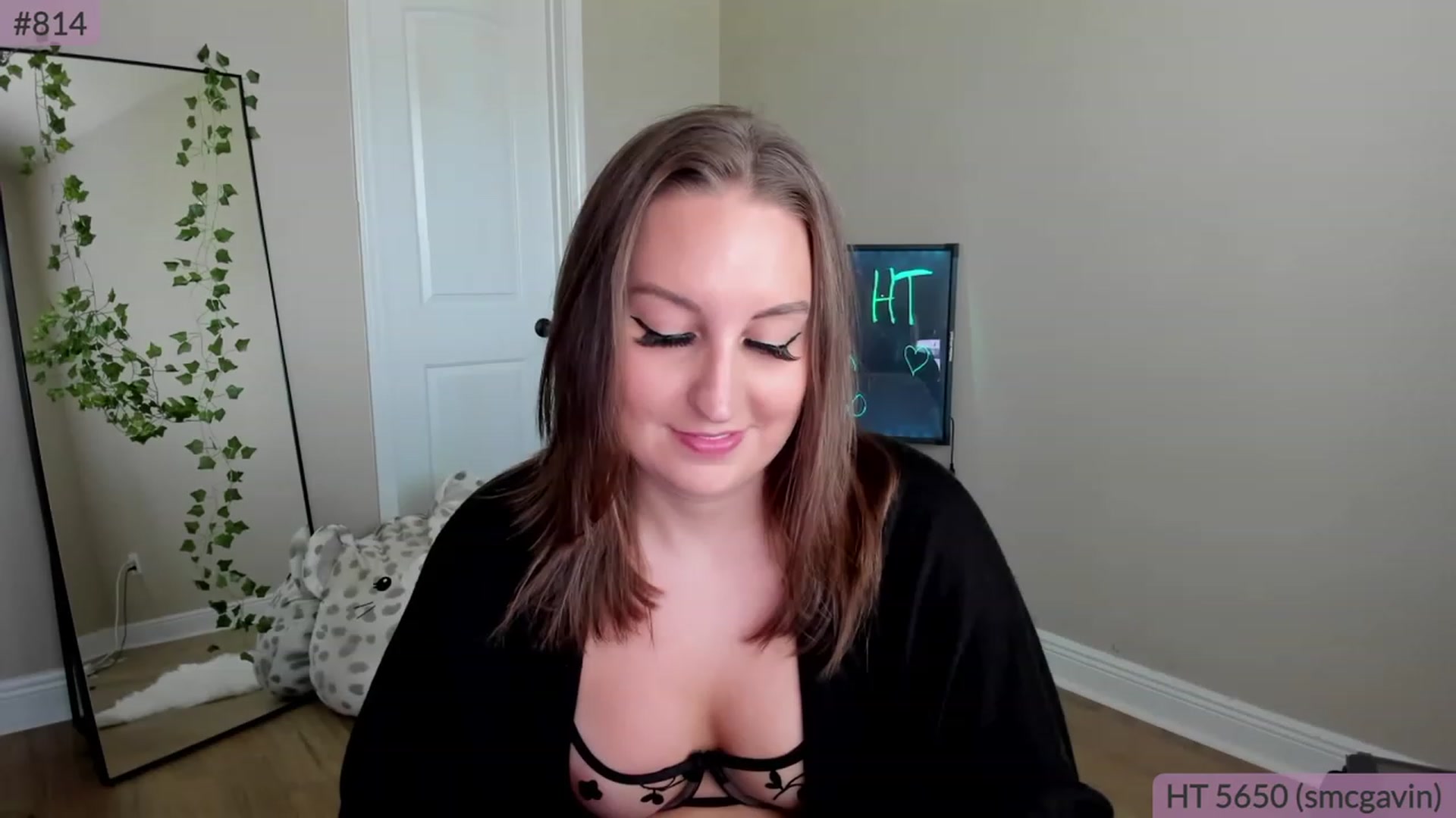 Gallery image thumbnail from BrookeBee's myfreecams stream on, 04/21/2023, 22:24 image 10 of 20