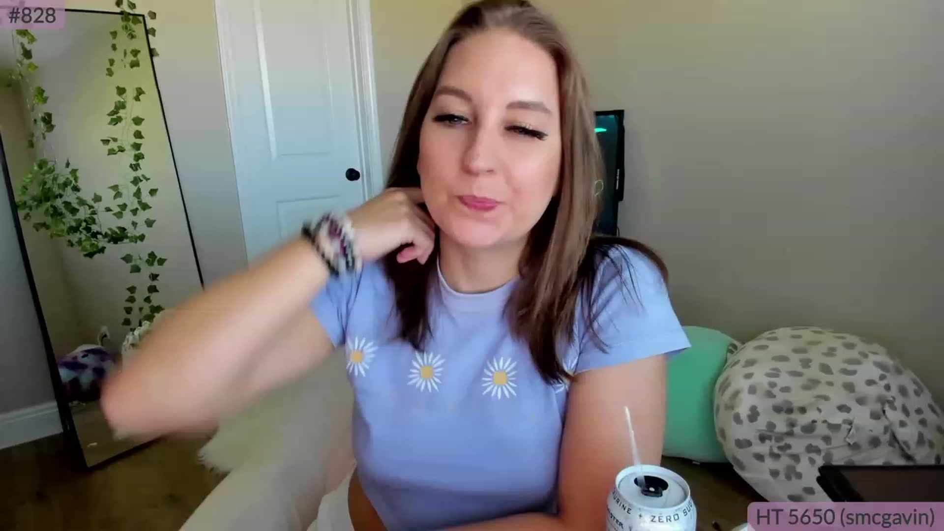 Gallery image thumbnail from BrookeBee's myfreecams stream on, 04/22/2023, 21:40 image 4 of 20