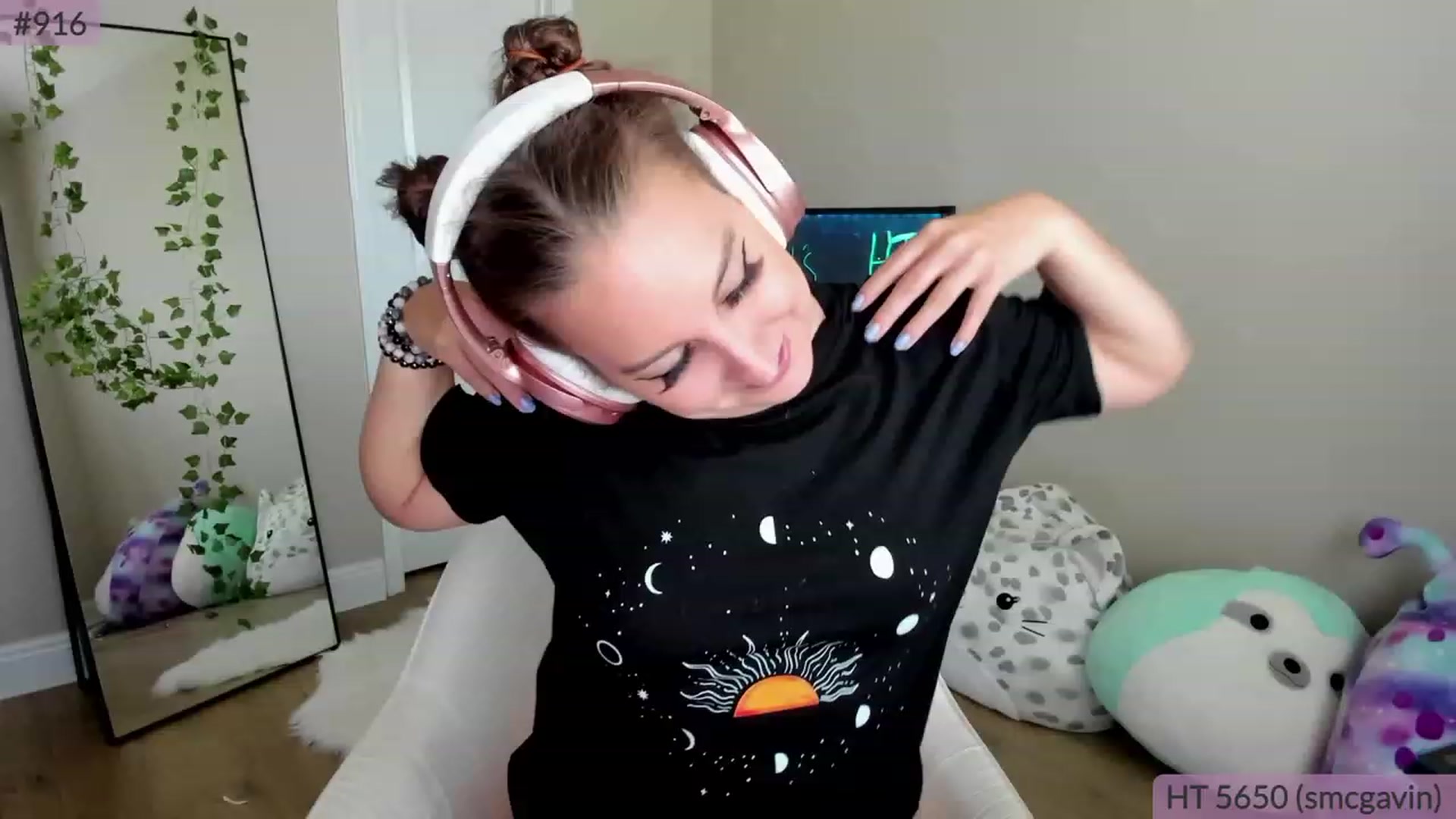 Gallery image thumbnail from BrookeBee's myfreecams stream on, 04/24/2023, 22:02 image 2 of 20
