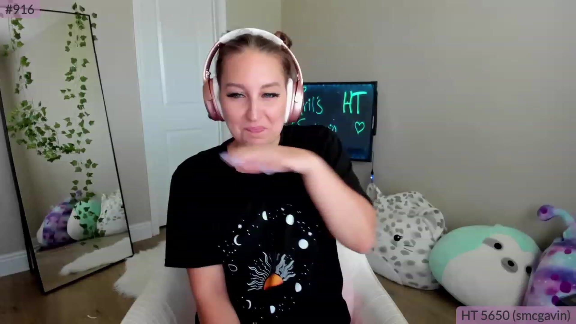 Gallery image thumbnail from BrookeBee's myfreecams stream on, 04/24/2023, 22:02 image 6 of 20