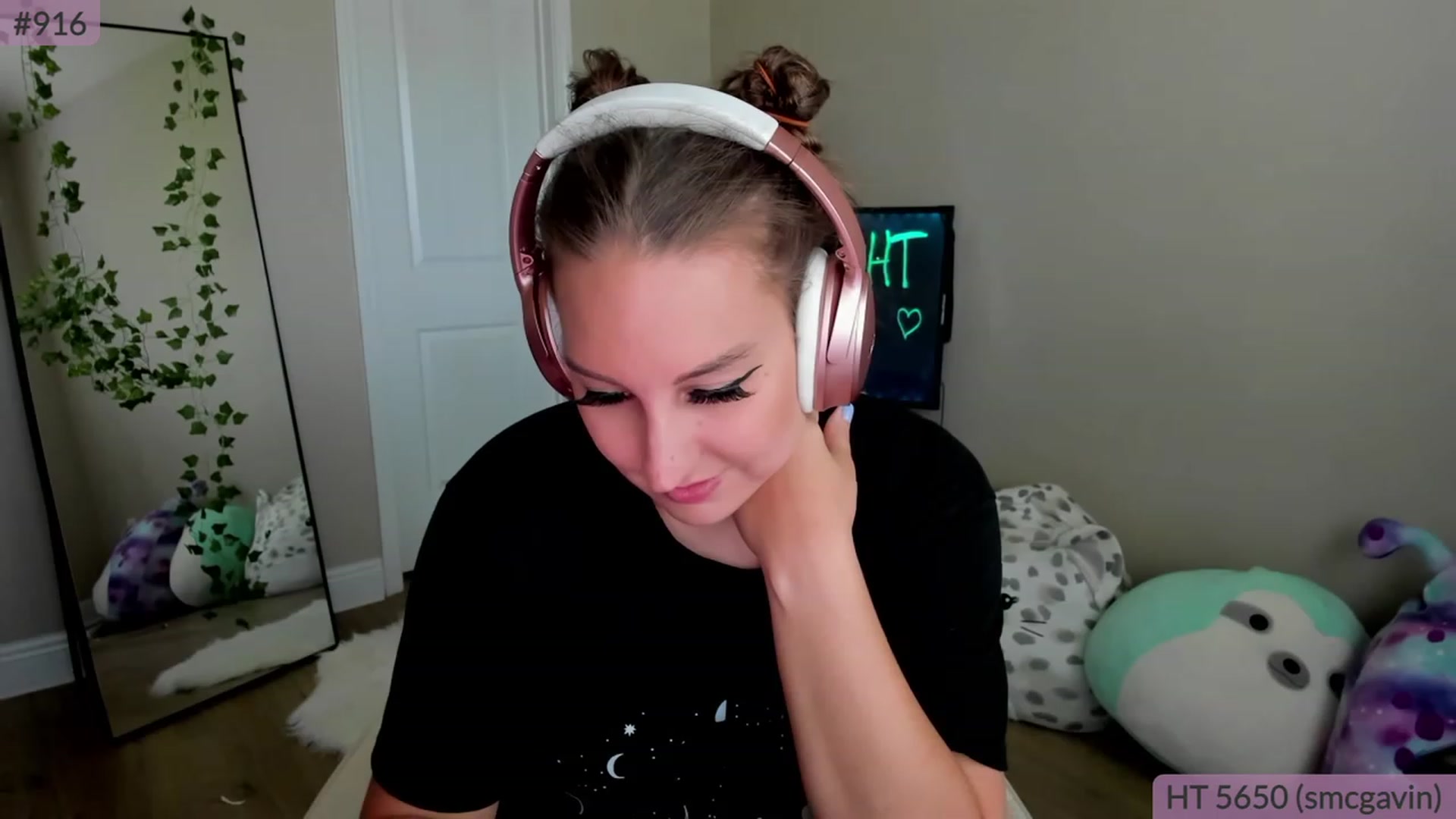 Gallery image thumbnail from BrookeBee's myfreecams stream on, 04/24/2023, 22:02 image 3 of 20