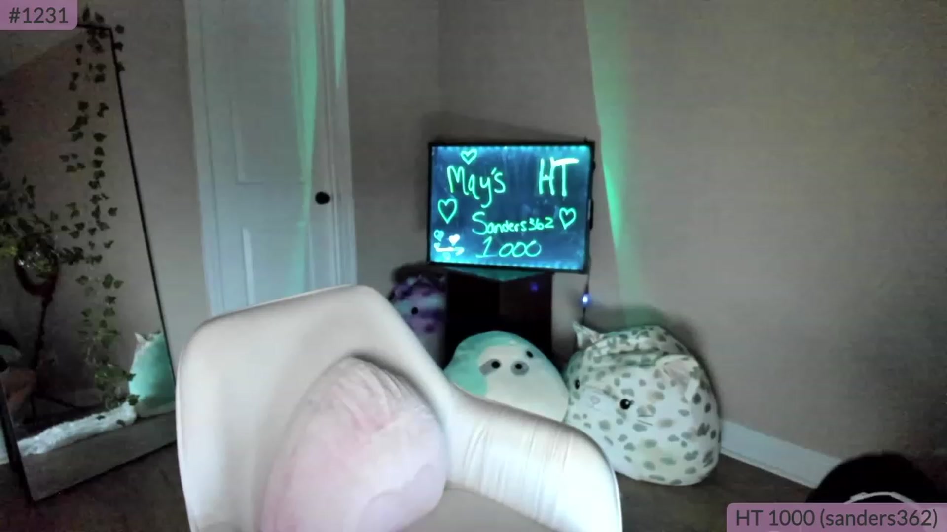 Gallery image thumbnail from BrookeBee's myfreecams stream on, 05/04/2023, 01:17 image 7 of 20