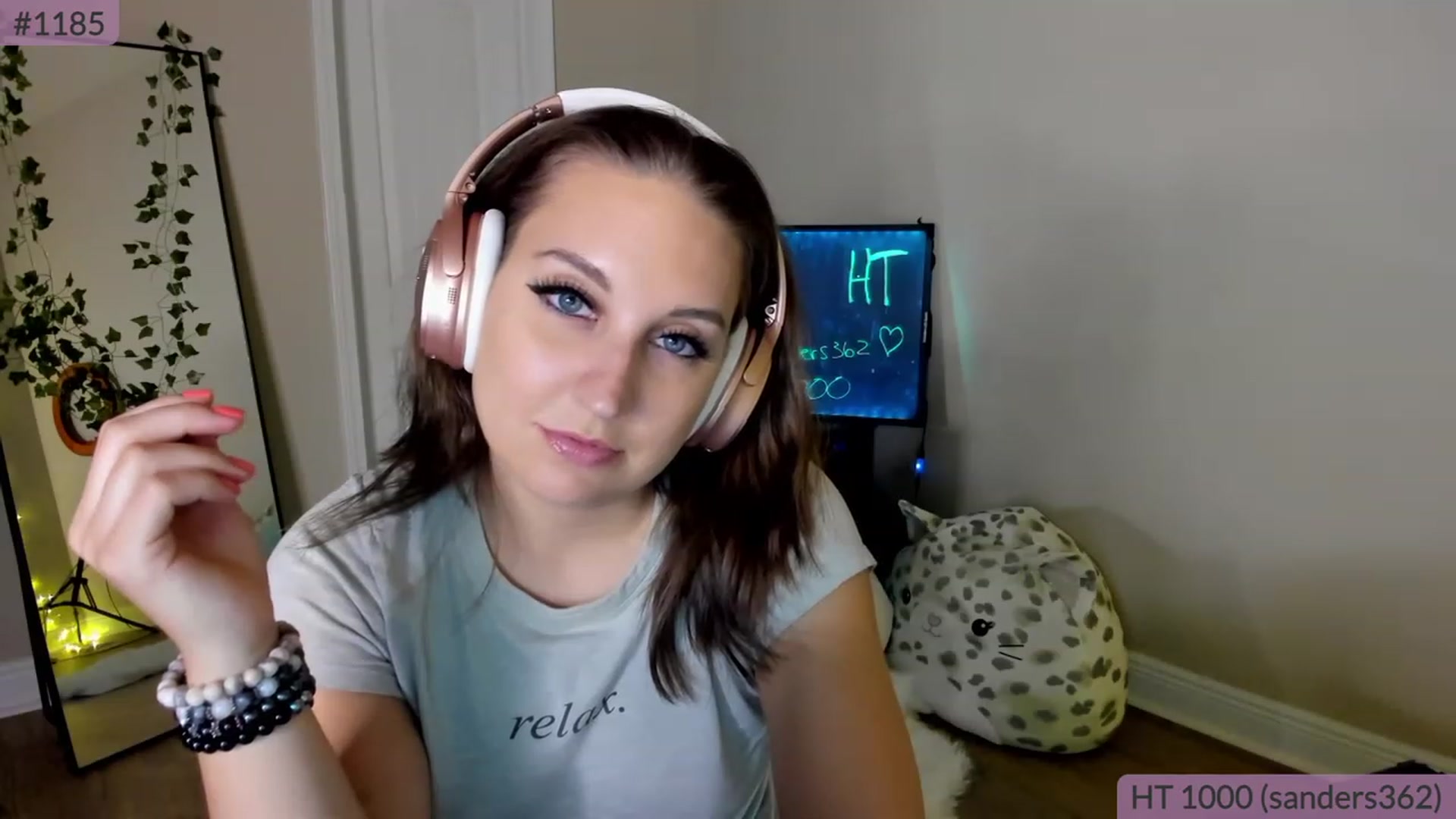 Gallery image thumbnail from BrookeBee's myfreecams stream on, 05/04/2023, 01:17 image 13 of 20