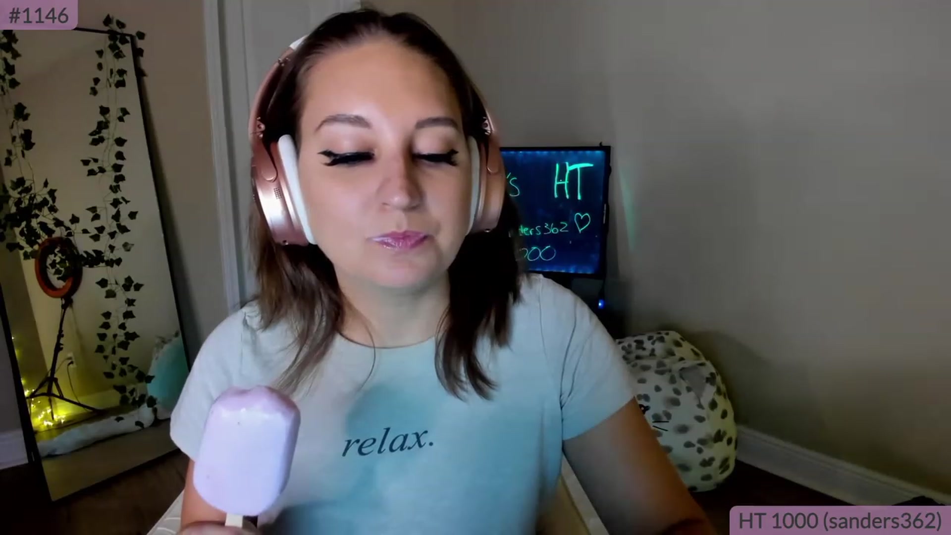 Gallery image thumbnail from BrookeBee's myfreecams stream on, 05/04/2023, 01:17 image 16 of 20