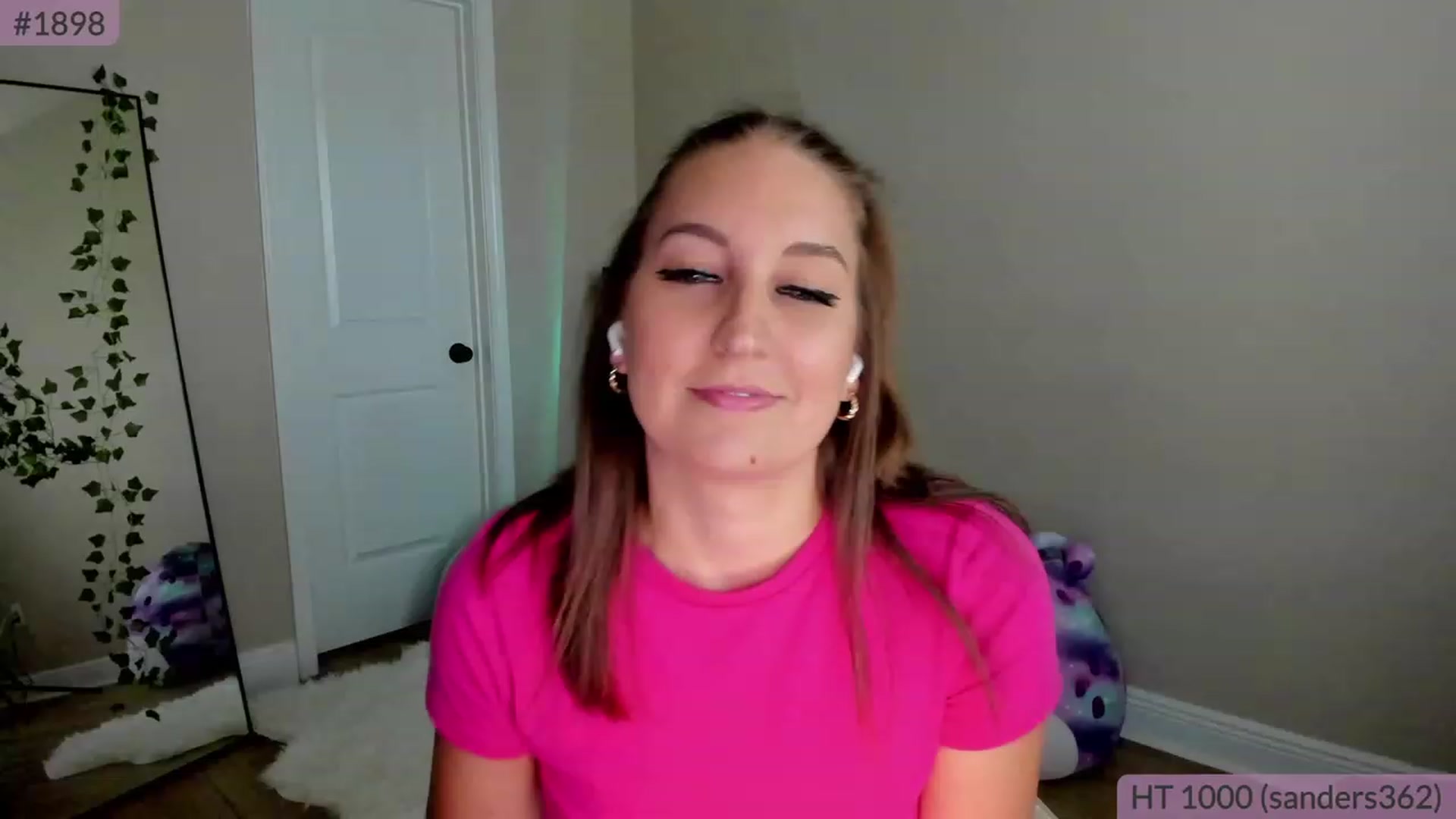 Gallery image thumbnail from BrookeBee's myfreecams stream on, 05/16/2023, 22:18 image 3 of 20