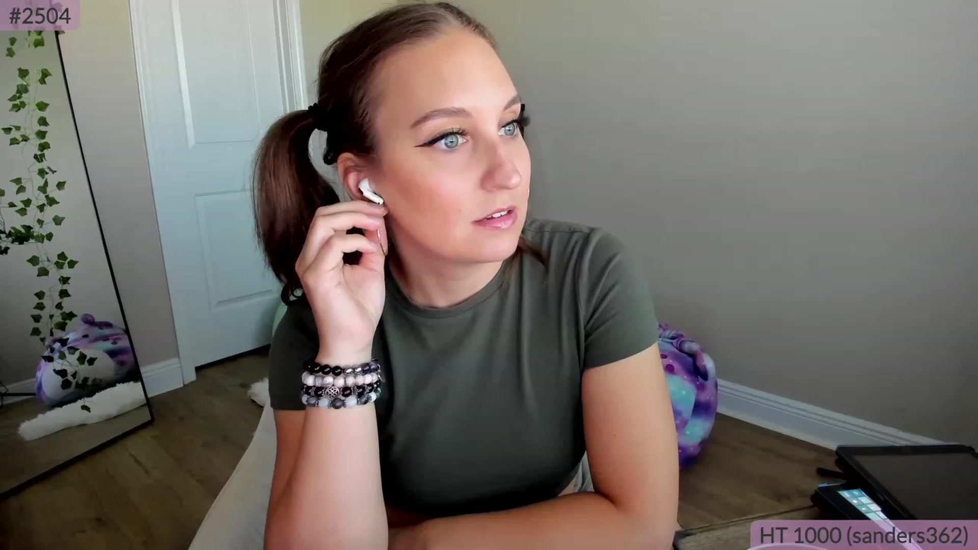Gallery image thumbnail from BrookeBee's myfreecams stream on, 05/28/2023, 01:45 image 2 of 20